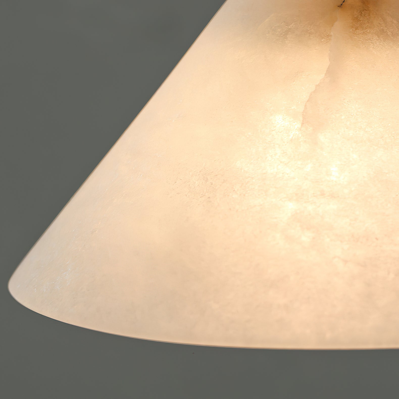 Xen Modern Minimalist Brass Alabaster Pendant Lamp - Letslighting
