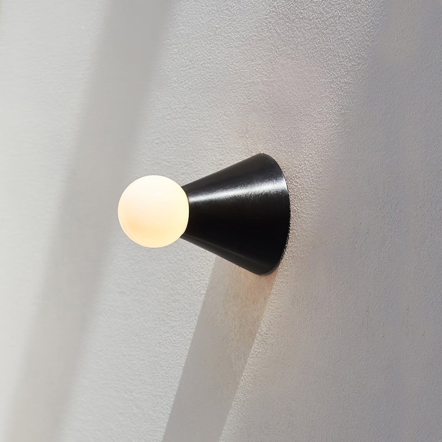 Nycareth Moderne Minimalistische Deckenleuchte aus Glas-Letslighting