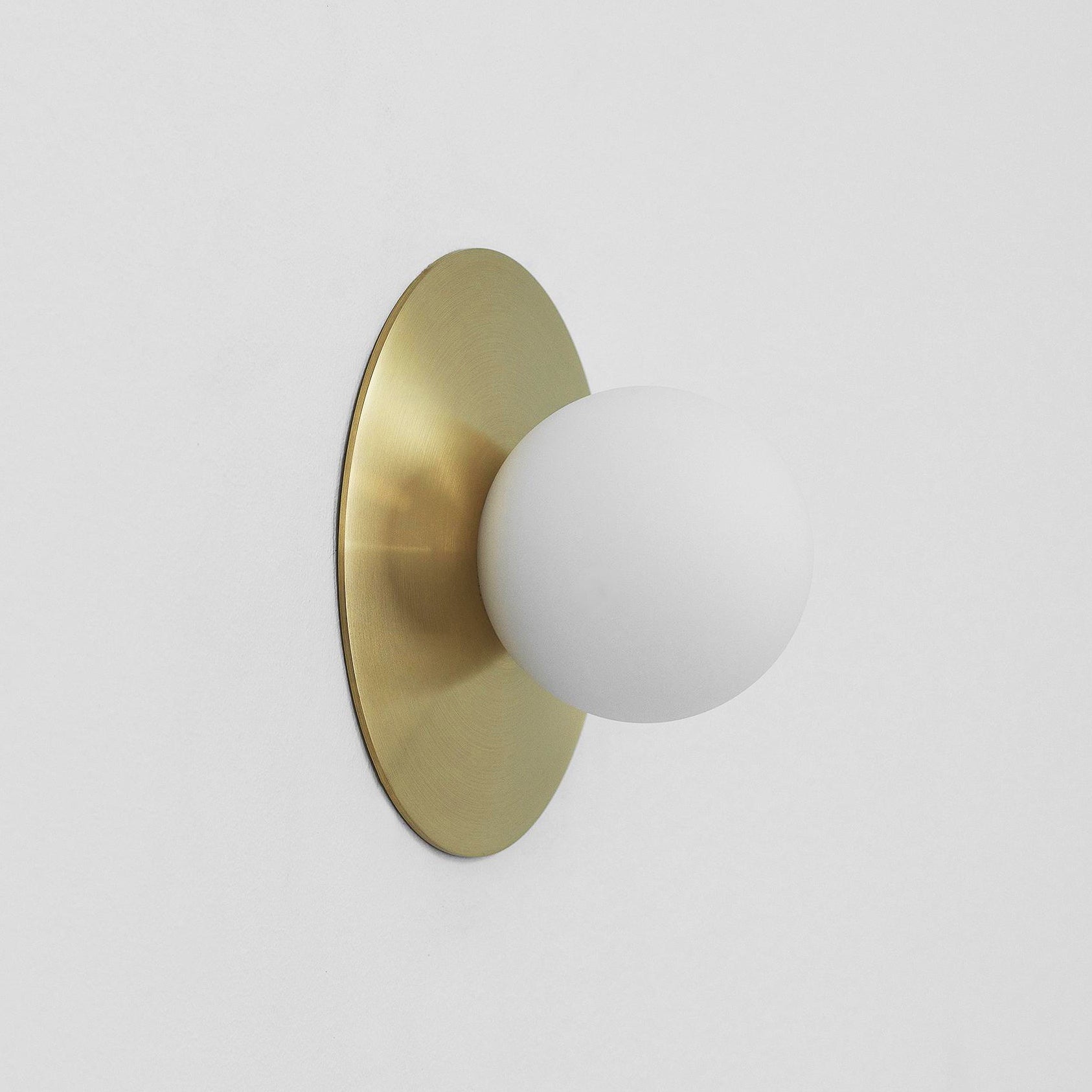 Haze Runde Glas-Wandleuchte-Letslighting