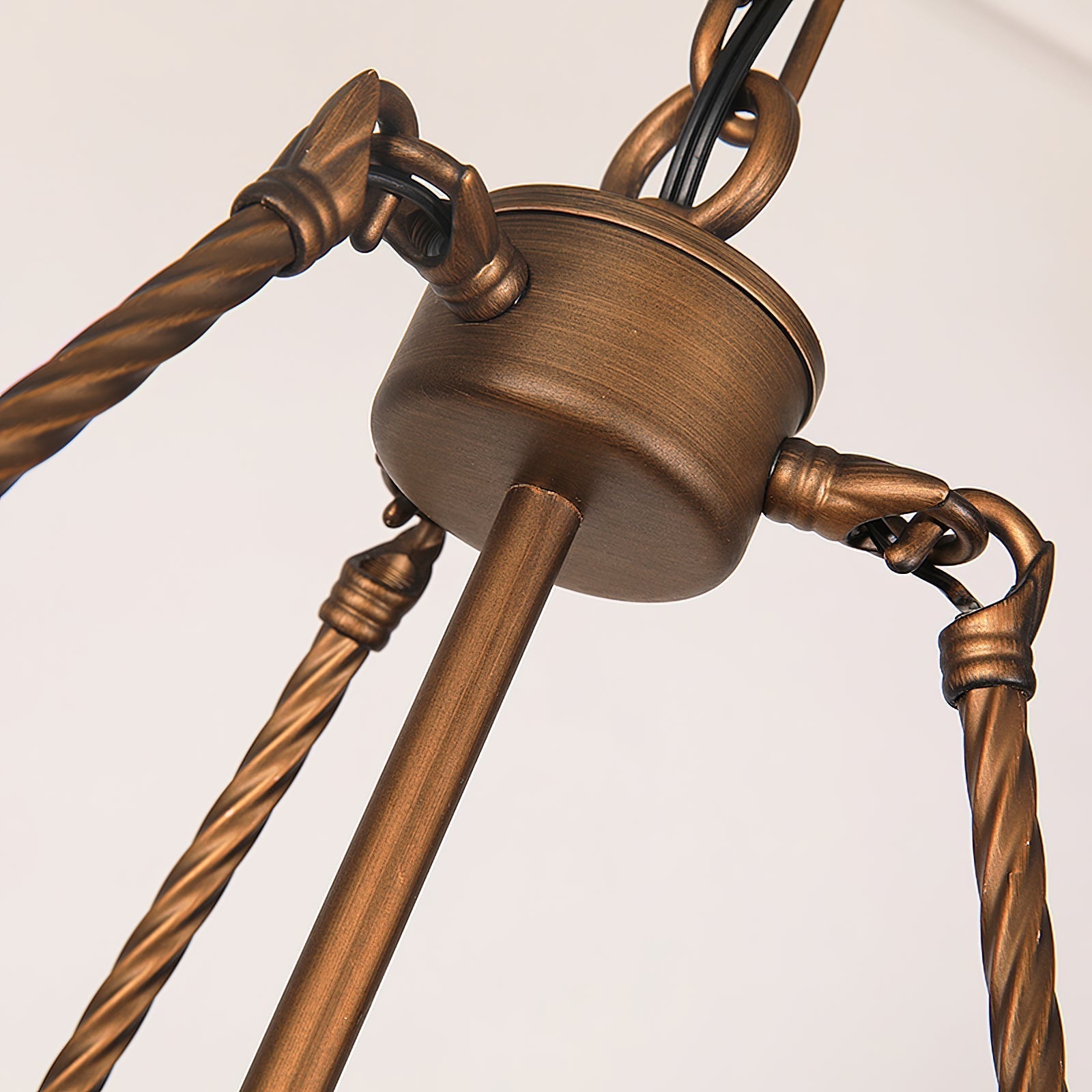 Woven Klassischer Wagenrad-Kronleuchter aus Kunststoff-Letslighting