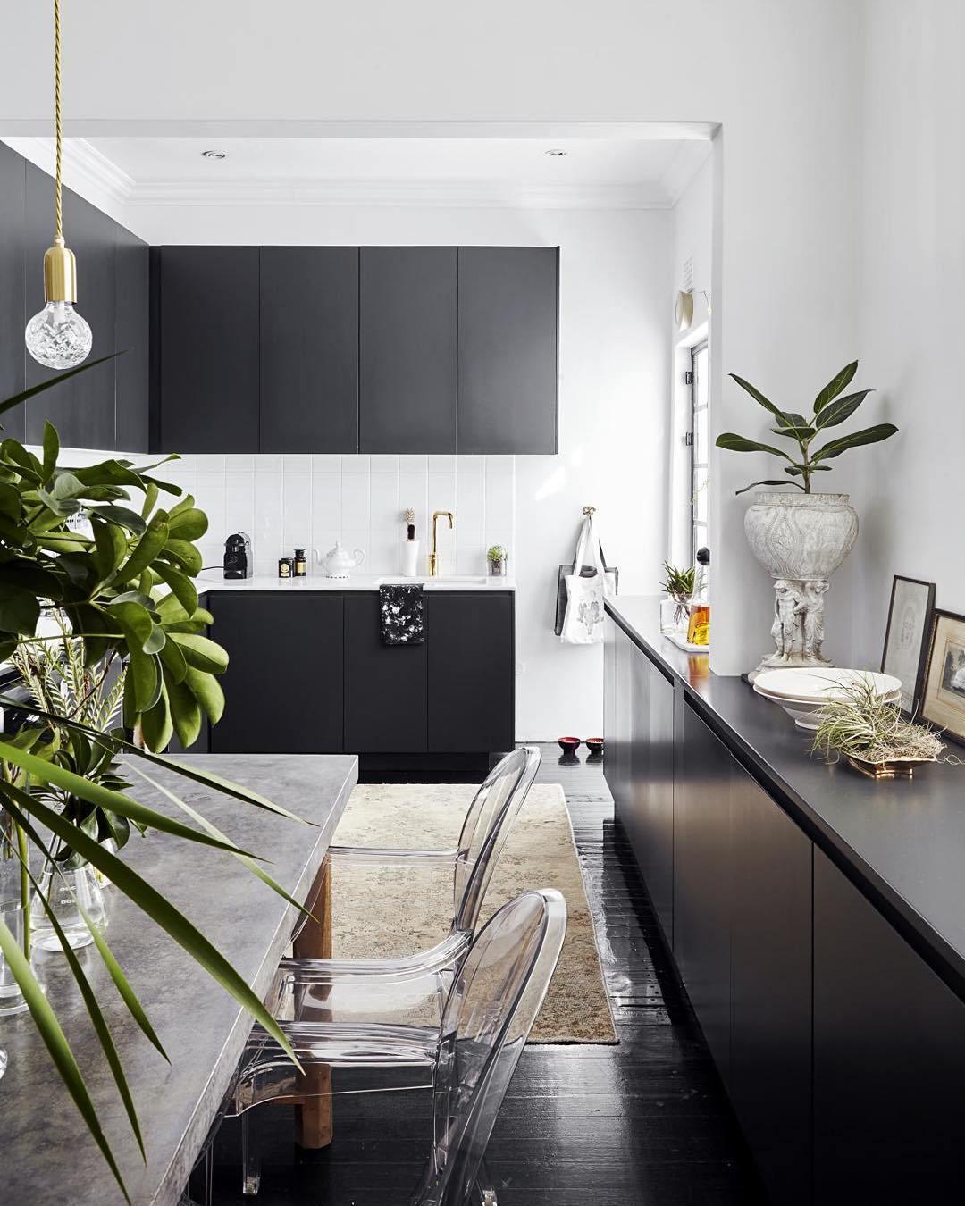 Crystal Bulb LED Pendant Lamp - Blowlighting