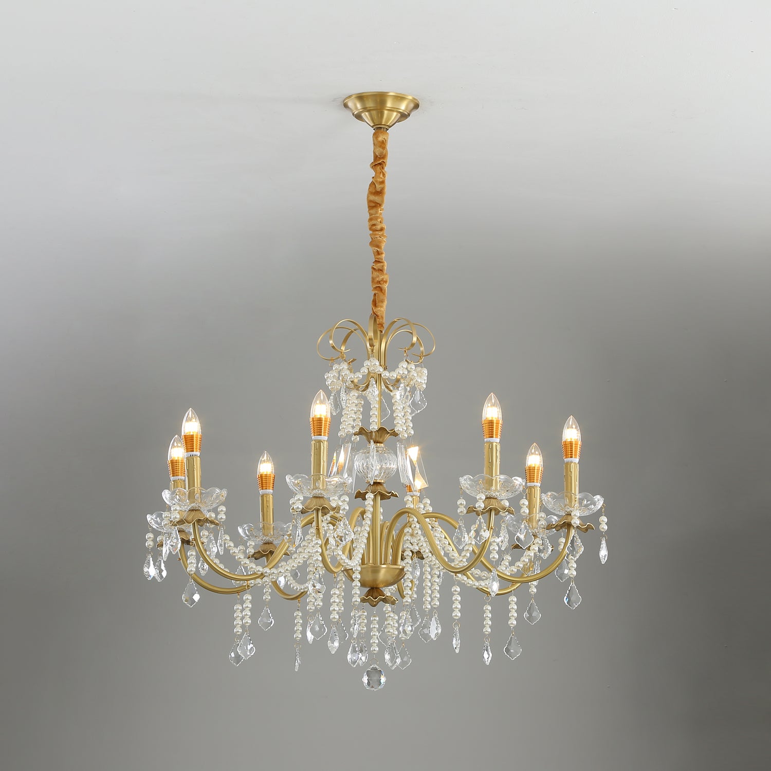 Lustra Eleganter Kronleuchter aus Kristallperlen-Letslighting