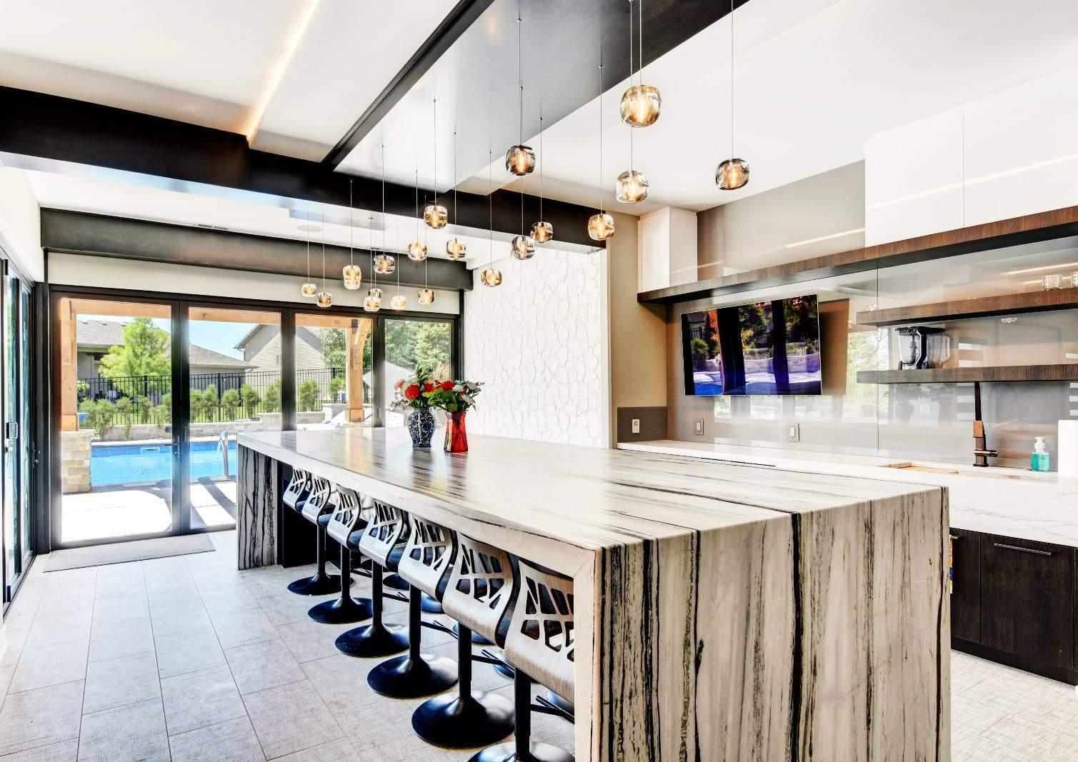 Cubie Chandelier - Blowlighting