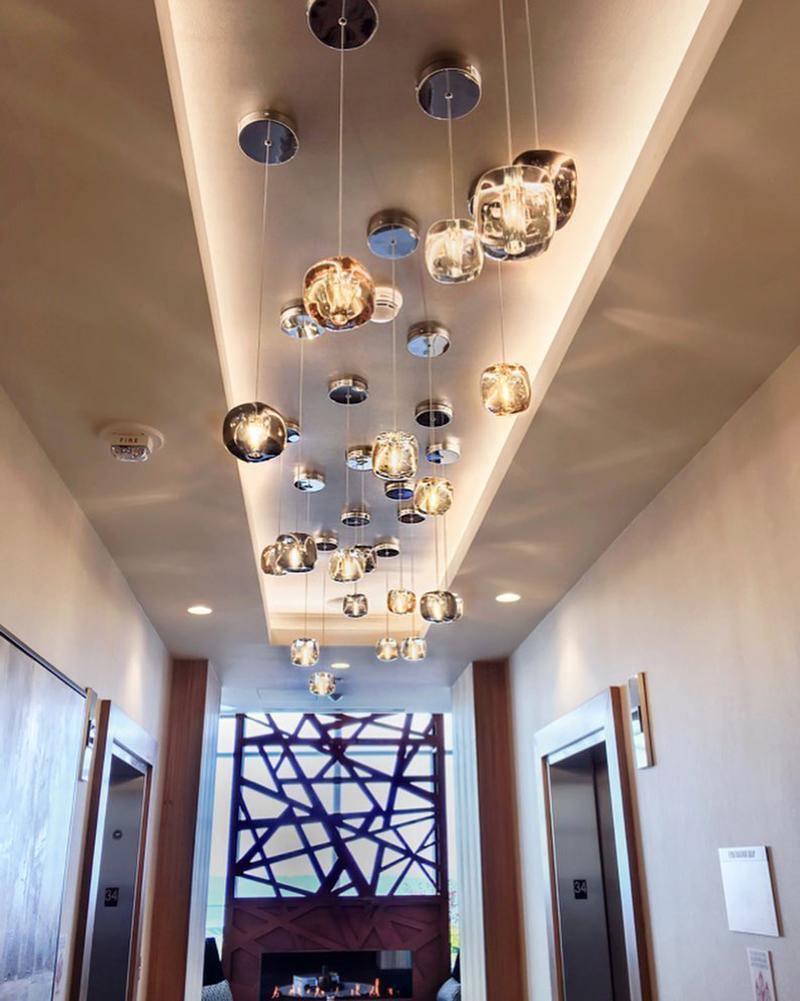 Cubie Chandelier - Blowlighting