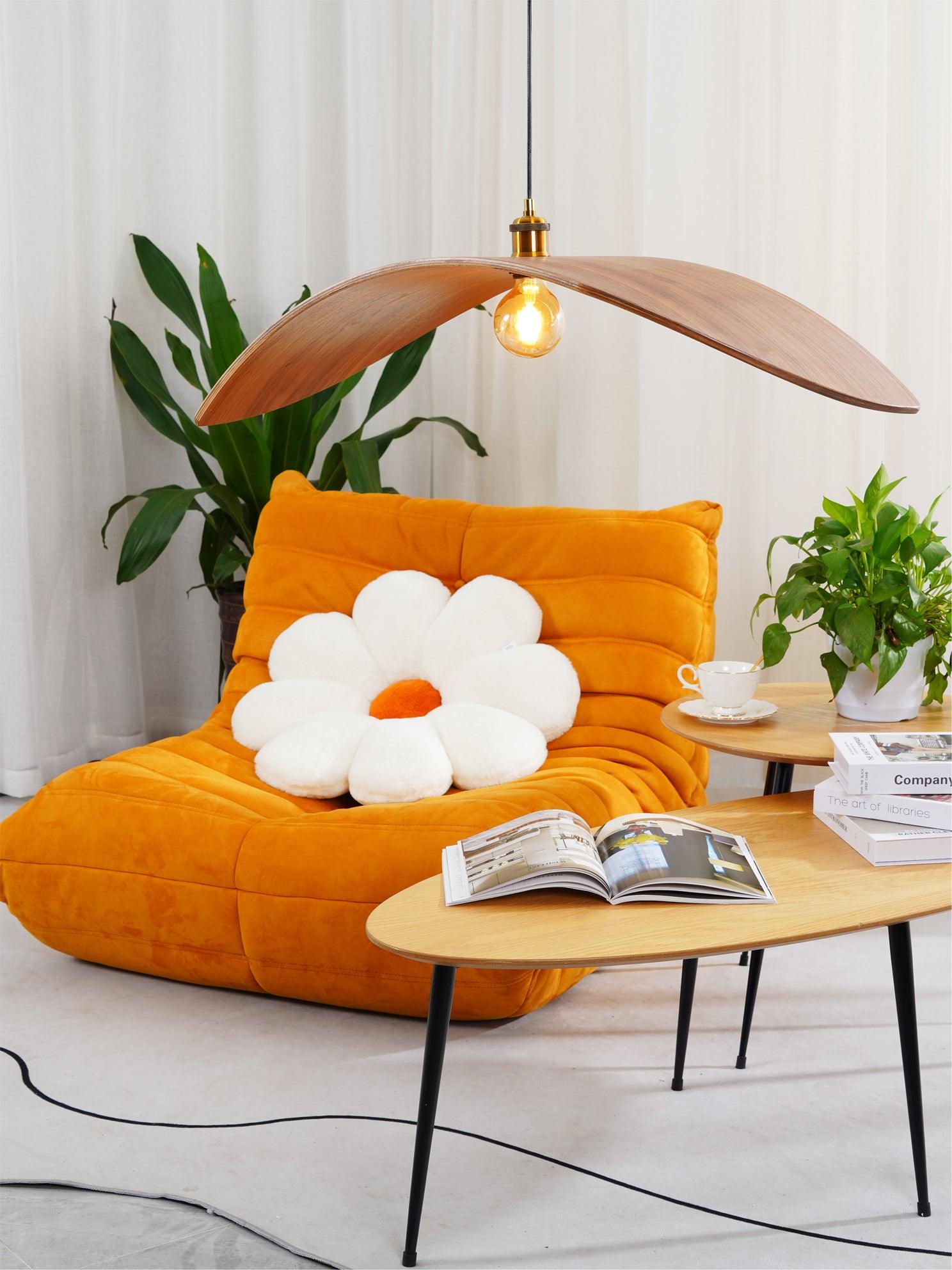 Curve Wooden Pendant Lamp - Blowlighting