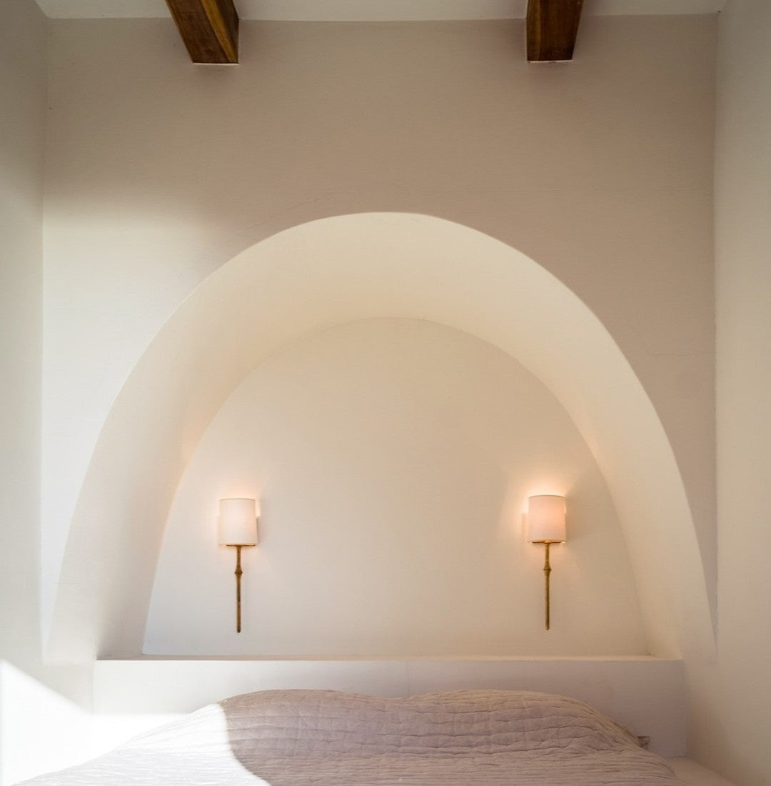 Yield Vintage Wandleuchte aus Messing mit Stoffbezug-Letslighting