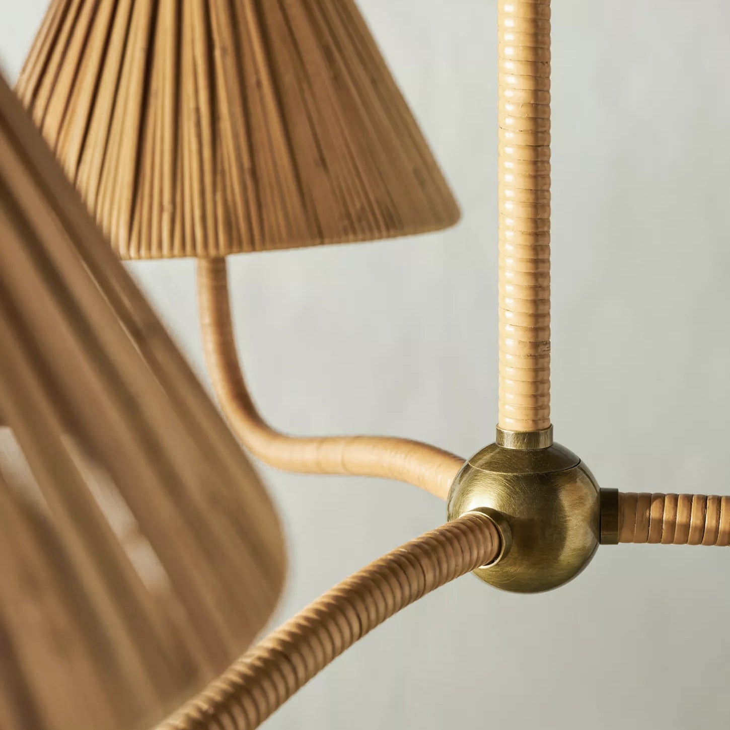 Delphine Eleganter Naturgeflecht-Rattan-Kronleuchter-Letslighting