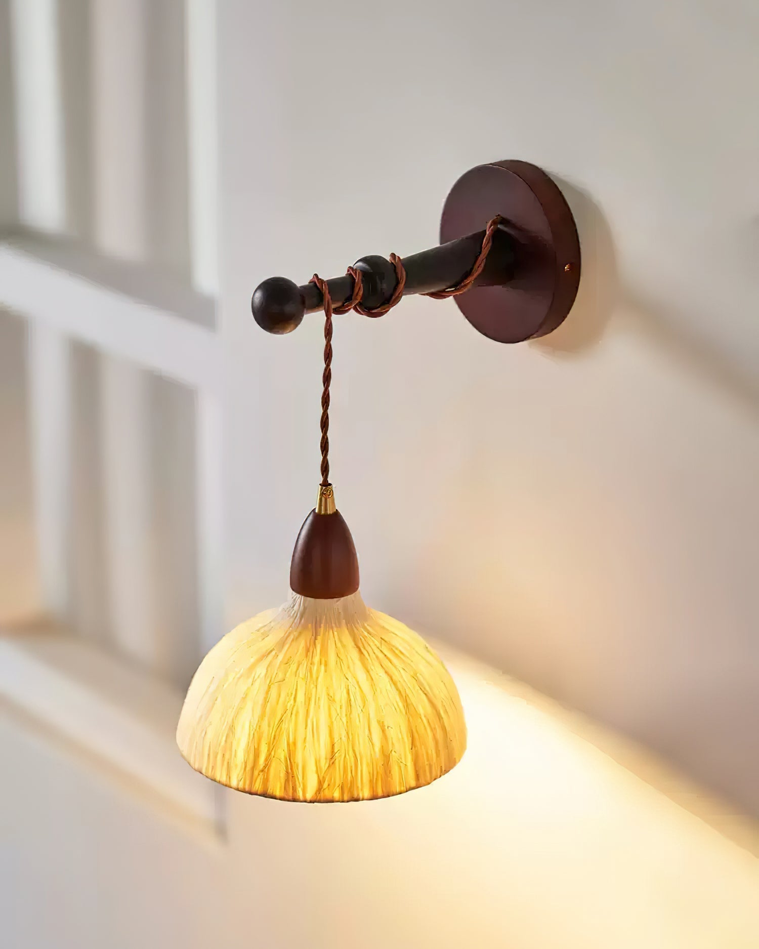 Sona Wandleuchte Reispapierschirm Holzarm-Letslighting
