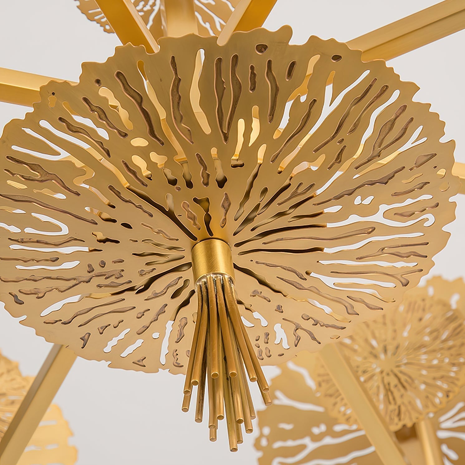 Orb Luxus-Kronleuchter aus Messing-Letslighting