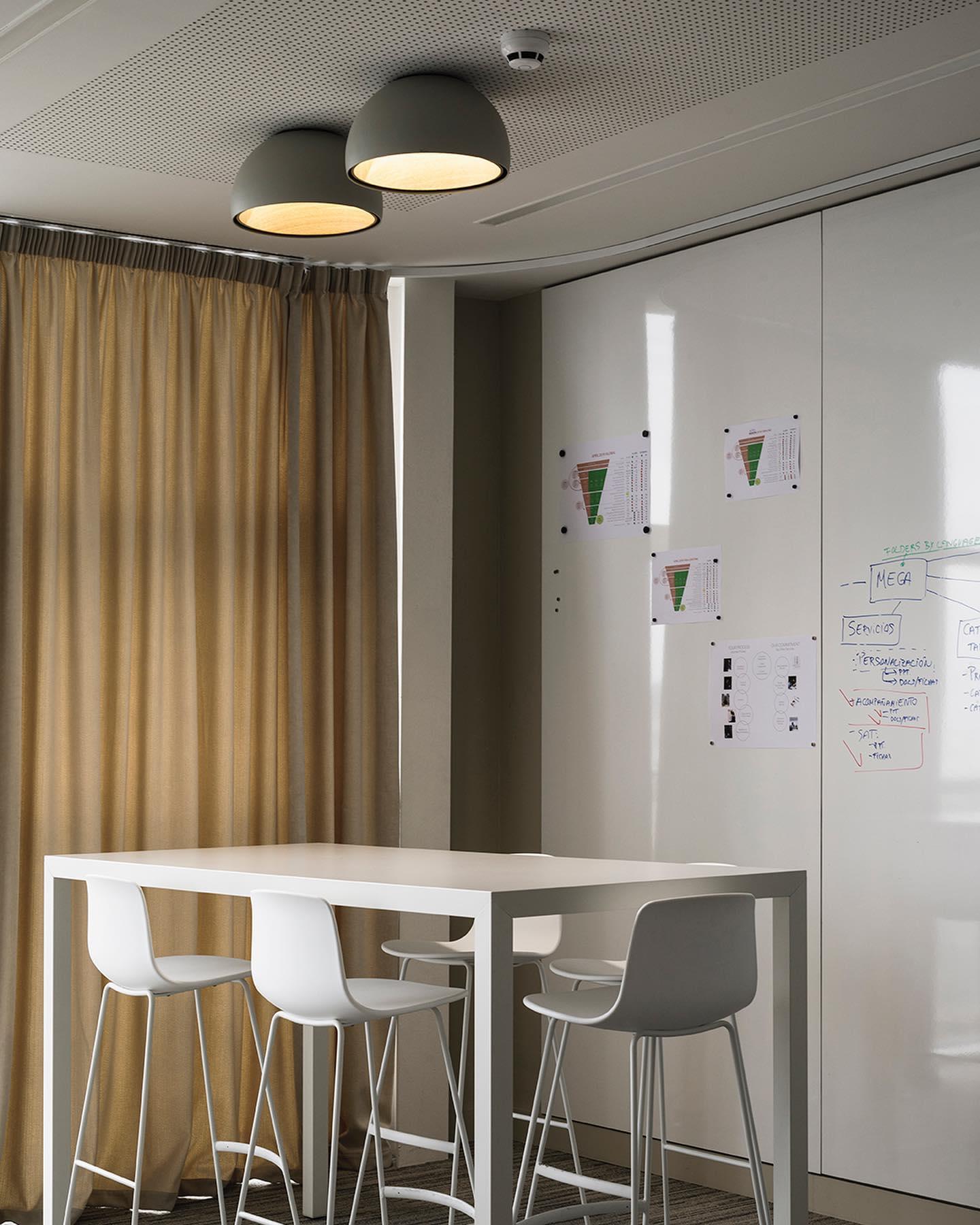 Parker Minimalist Metal Ceiling Lamp-Letslighting