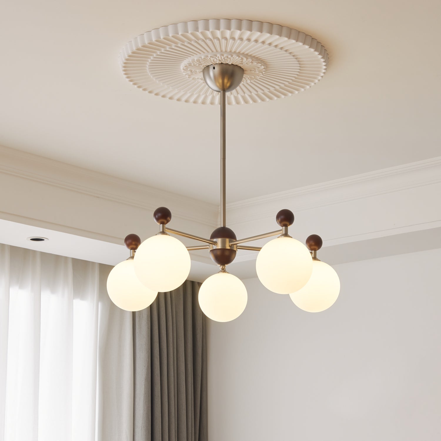 Cimirora Traditionelle Eleganz Holz Glas Kronleuchter-Letslighting