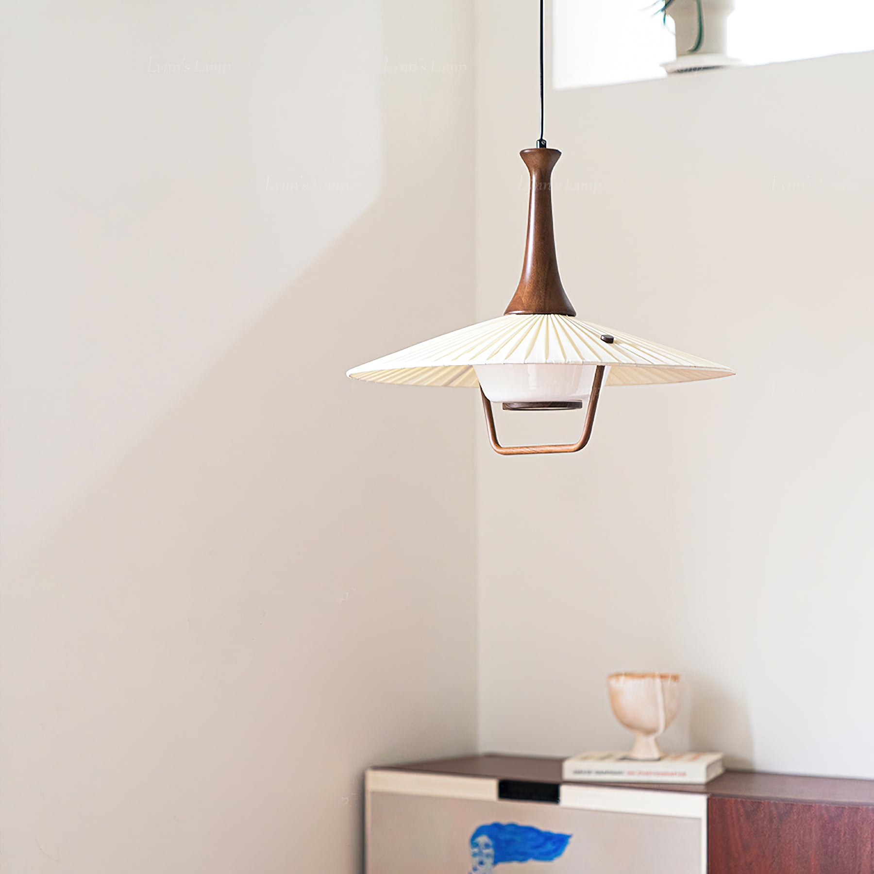 Mydorisra Klassische Stoff-Holz-Pendelleuchte-Letslighting