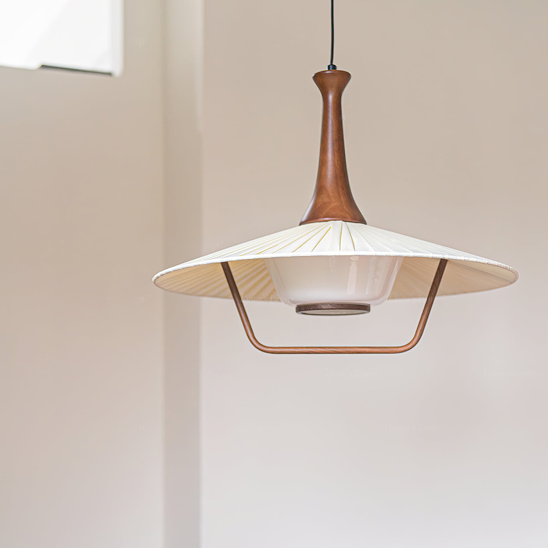 Mydorisra Klassische Stoff-Holz-Pendelleuchte-Letslighting