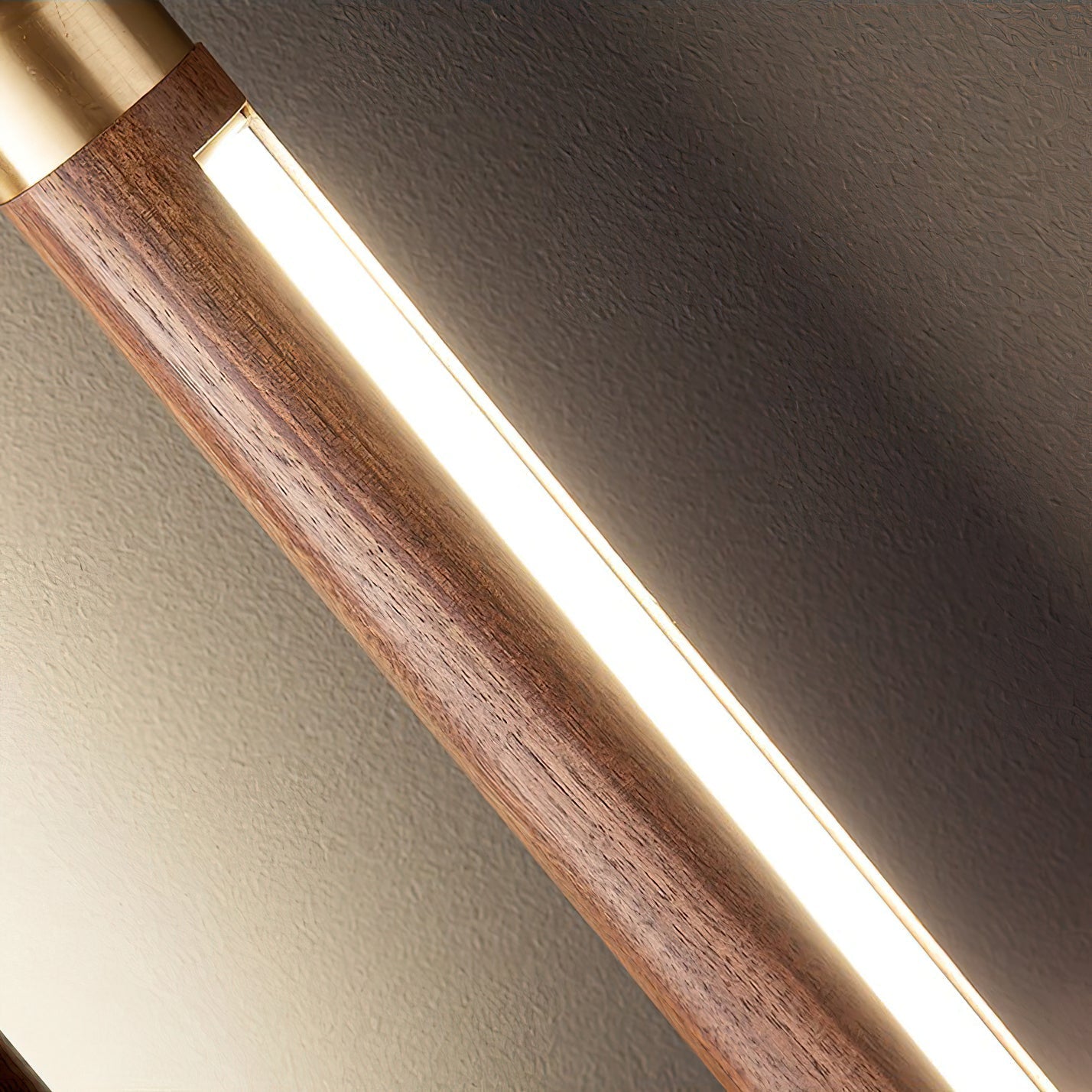 Kyoto Lineare Pendelleuchte aus Walnuss-Messing-Letslighting