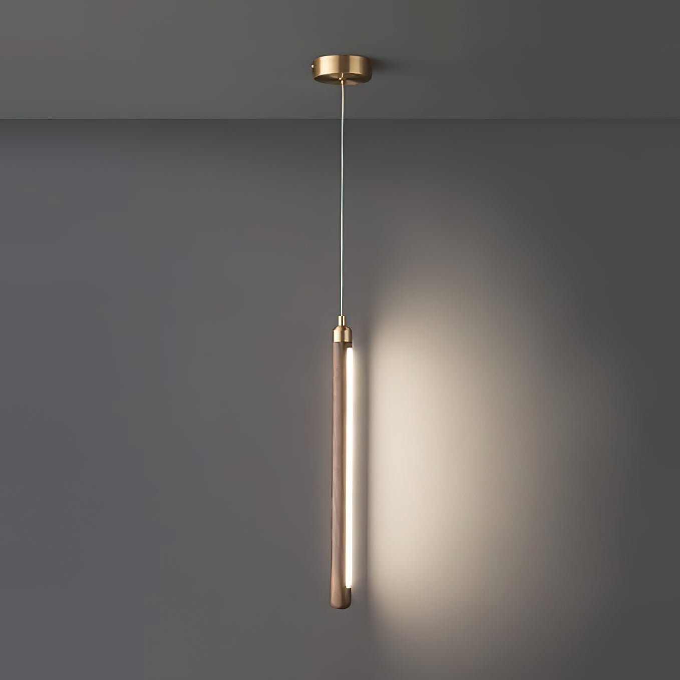 Kyoto Lineare Pendelleuchte aus Walnuss-Messing-Letslighting