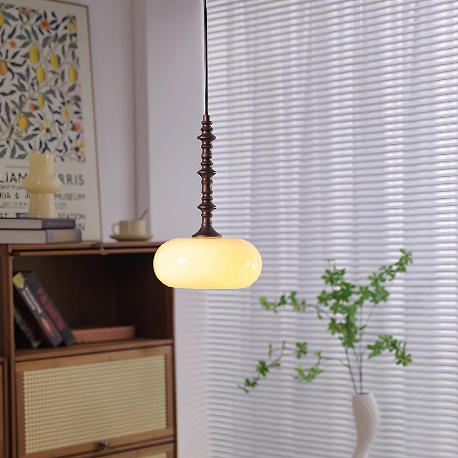 Pendelleuchte Weißer Glasschirm Gedreht Vintage-Letslighting