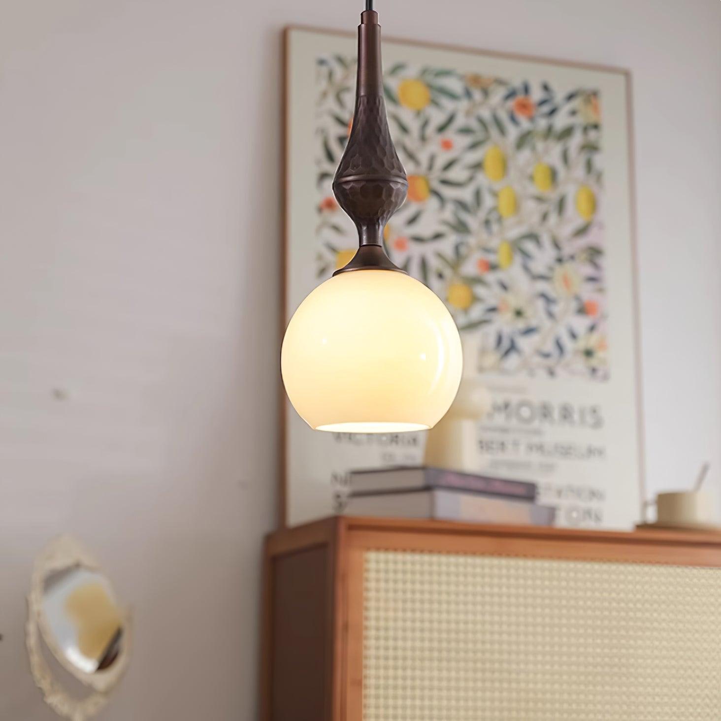 Pendelleuchte Weißer Glasschirm Gedreht Vintage-Letslighting