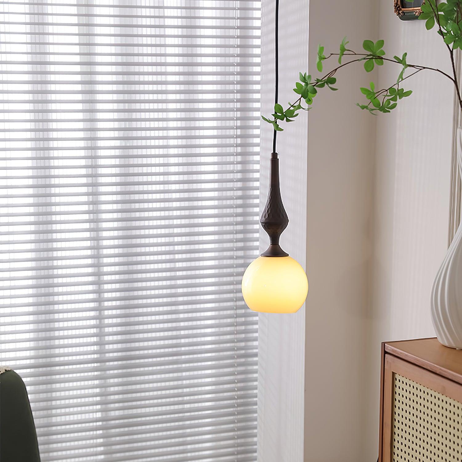 Pendelleuchte Weißer Glasschirm Gedreht Vintage-Letslighting