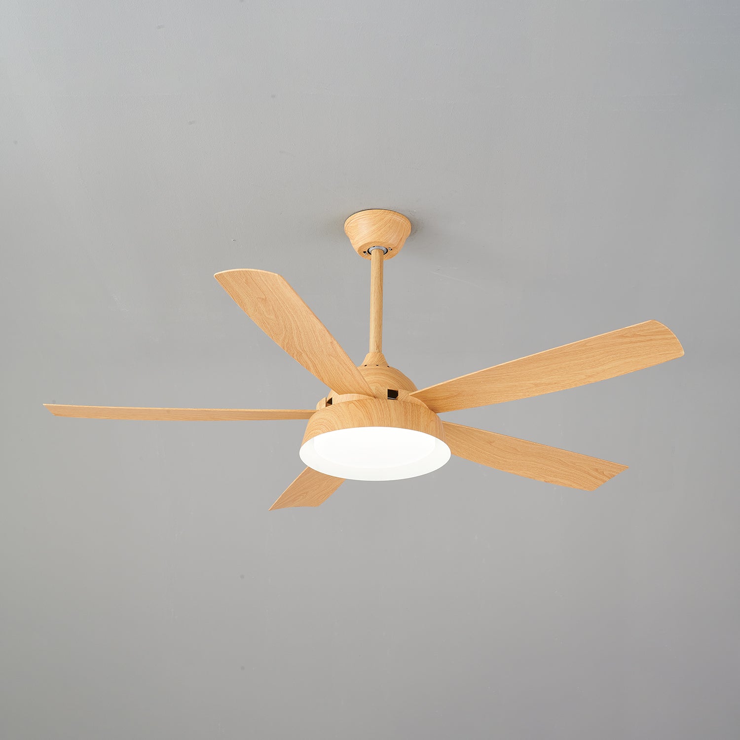 Orvino Deckenventilatorleuchte Holz, in einem modernen Zuhause