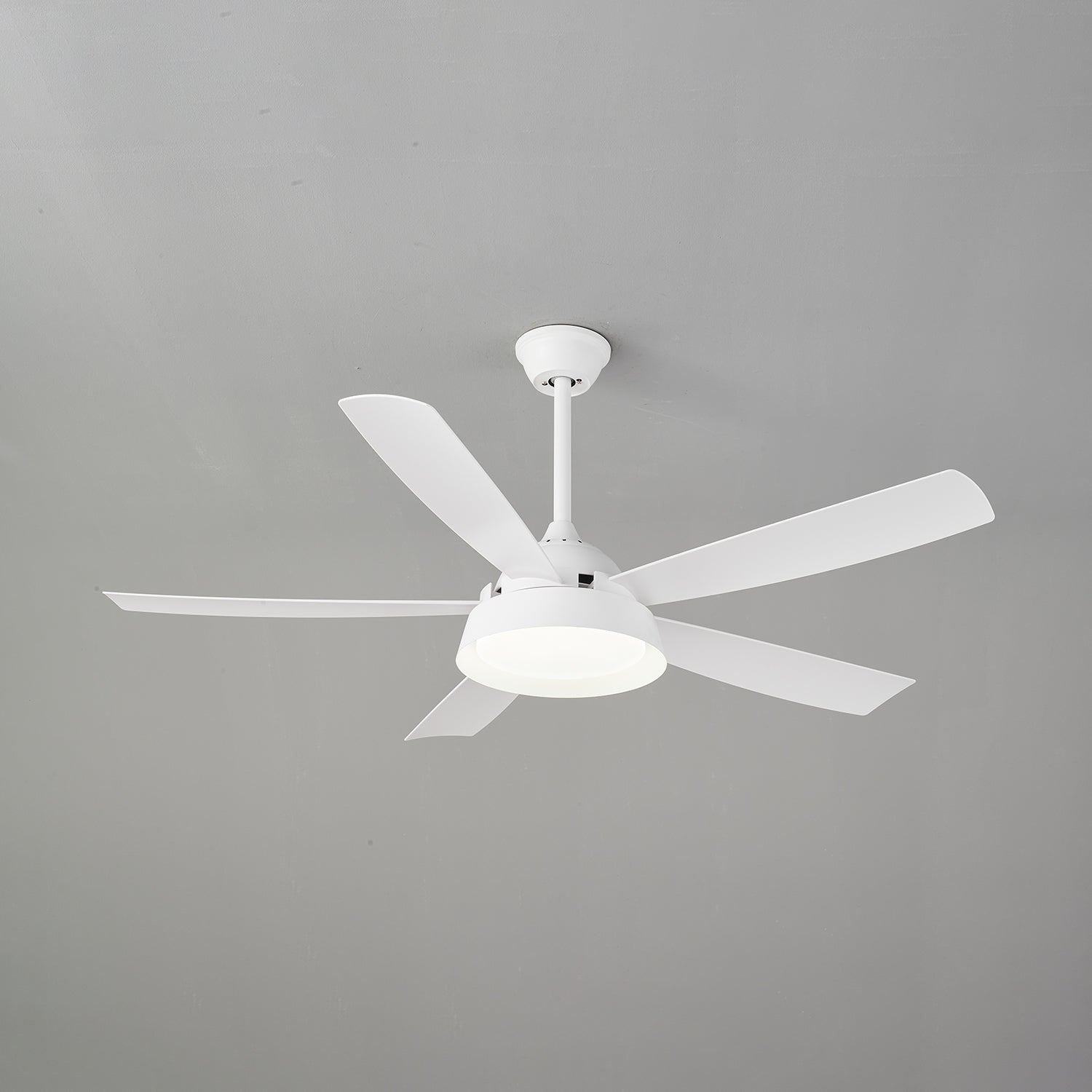 Orvino Deckenventilatorleuchte Holz, zeigt 6-Stufen-Regelung