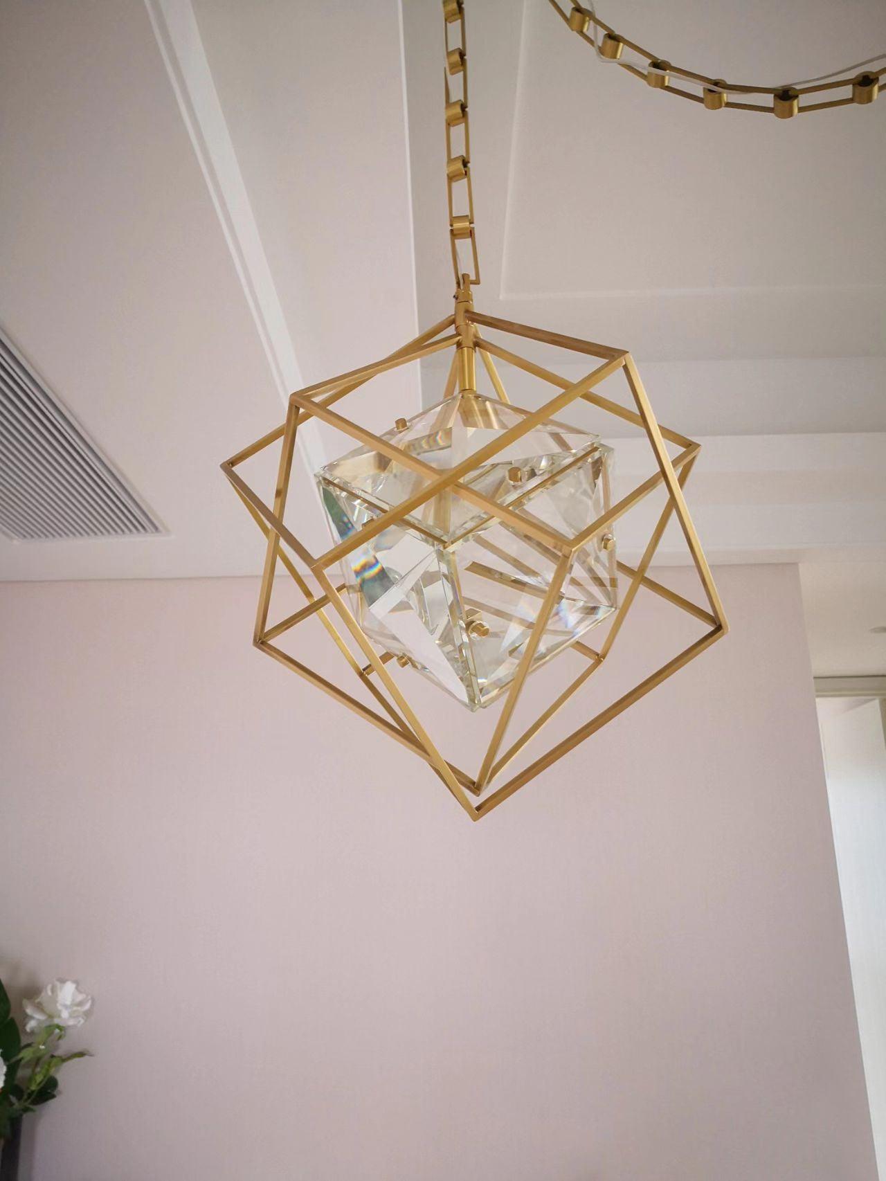Epic Pendant Light - Blowlighting