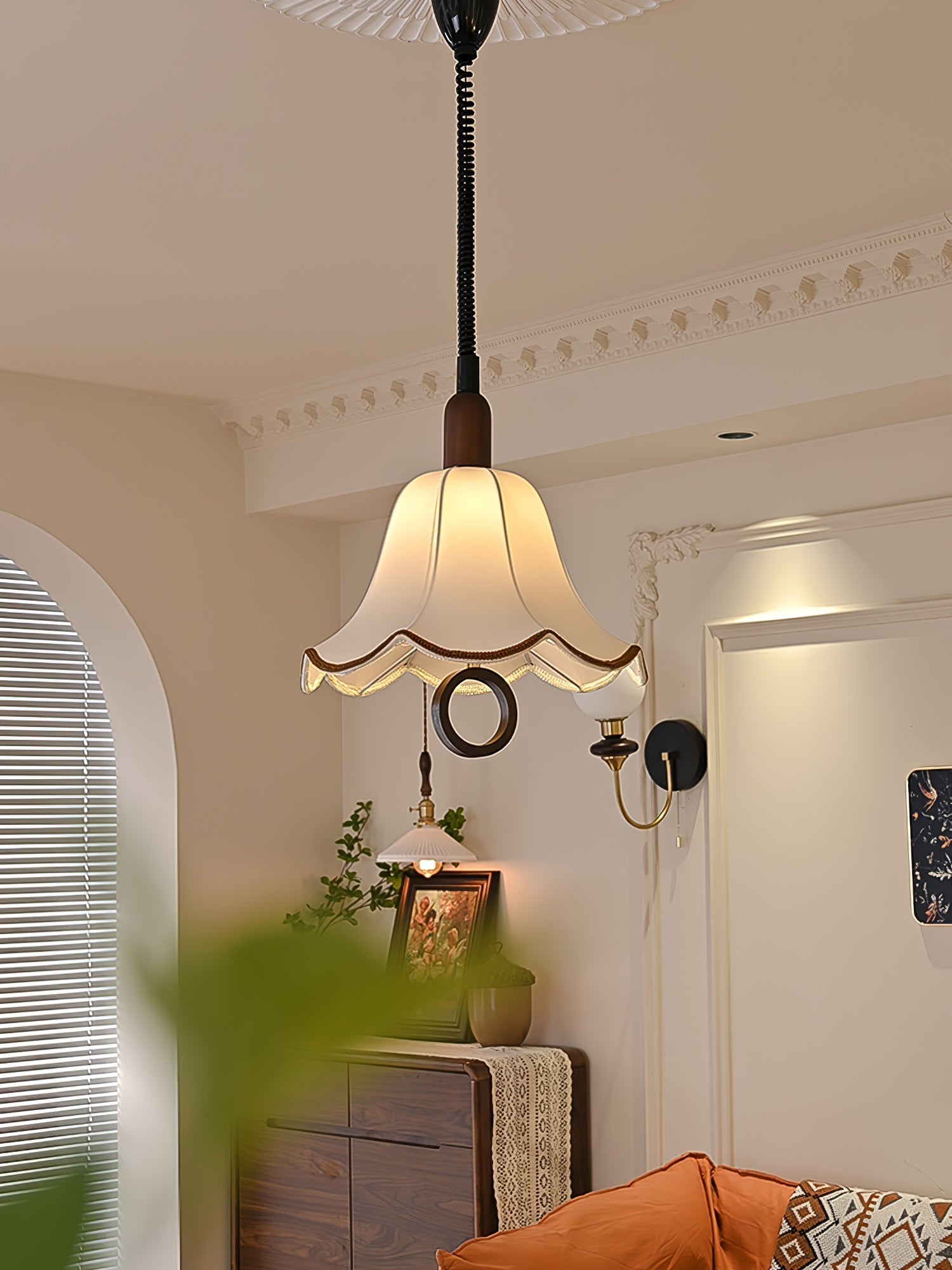 Eurvaryra Klassische Eleganz Stoff Holz Pendelleuchte-Letslighting