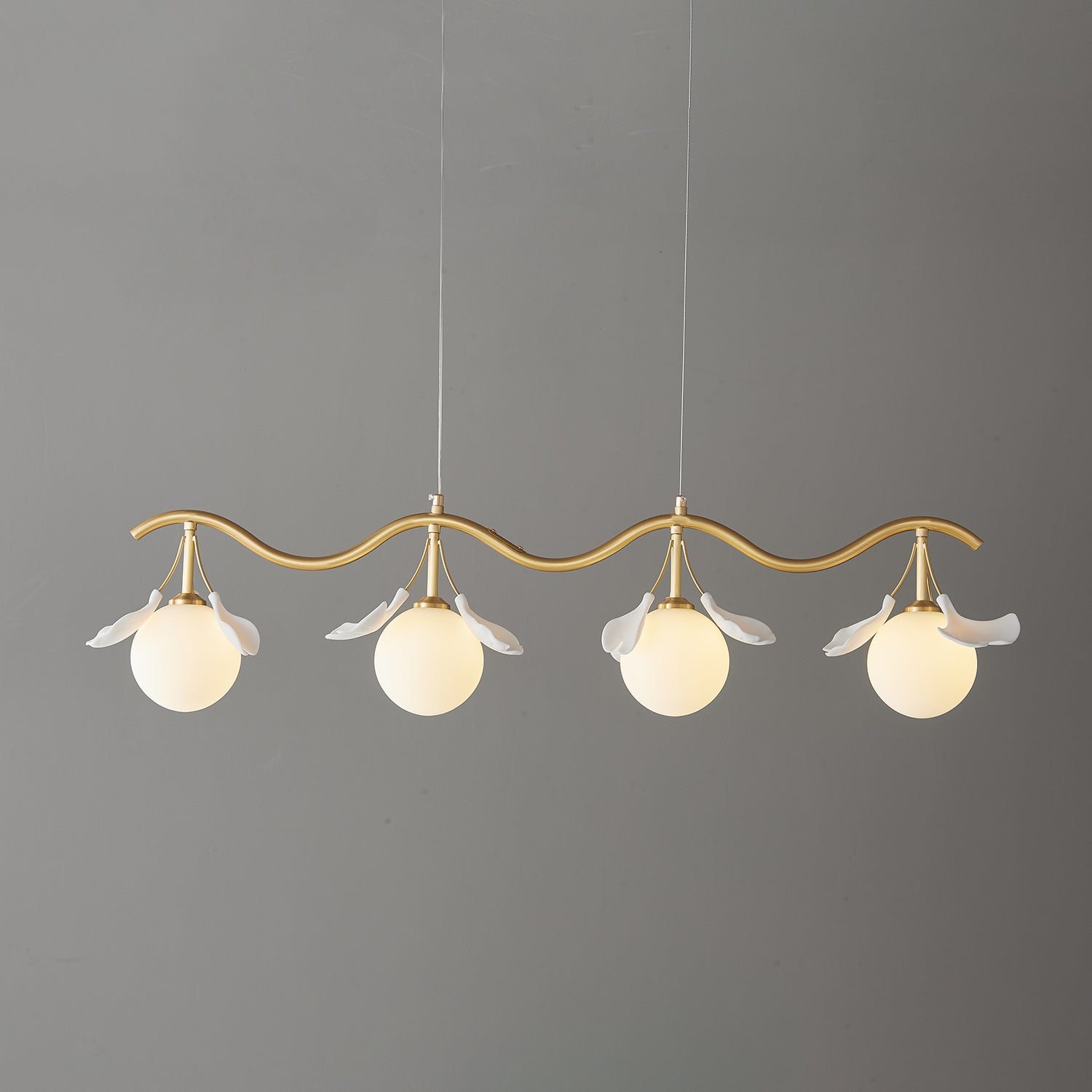 Olivia Keramik Gingko Blume Messing Kronleuchter-Letslighting