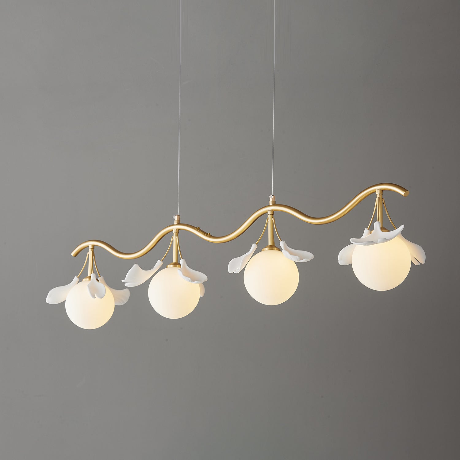 Olivia Keramik Gingko Blume Messing Kronleuchter-Letslighting