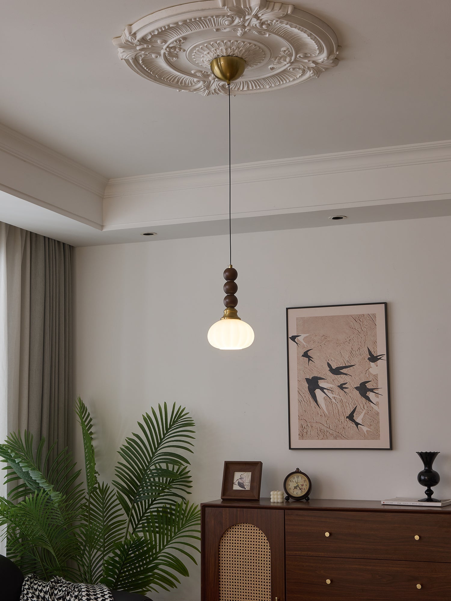 Evandra Pendant Light - Blowlighting