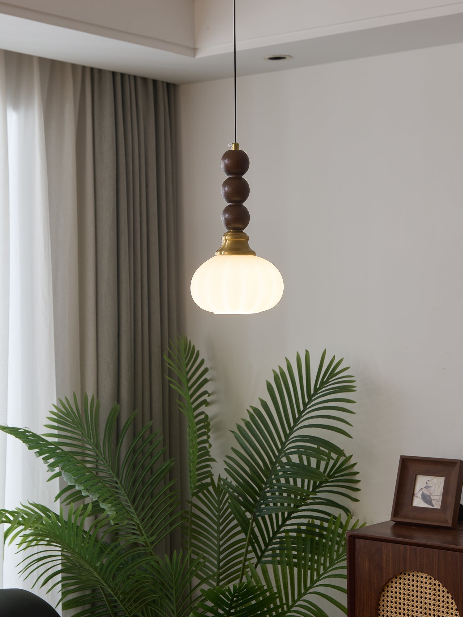 Evandra Pendant Light - Blowlighting