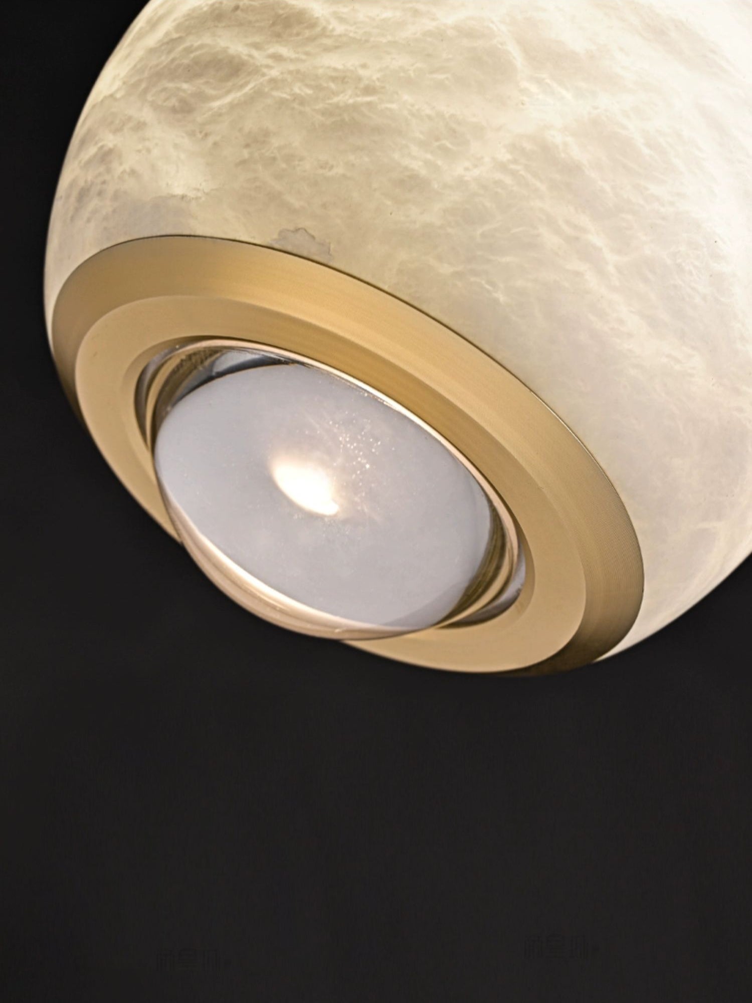 Zephaan Modern Minimalist Brass Alabaster Pendant Light - Letslighting