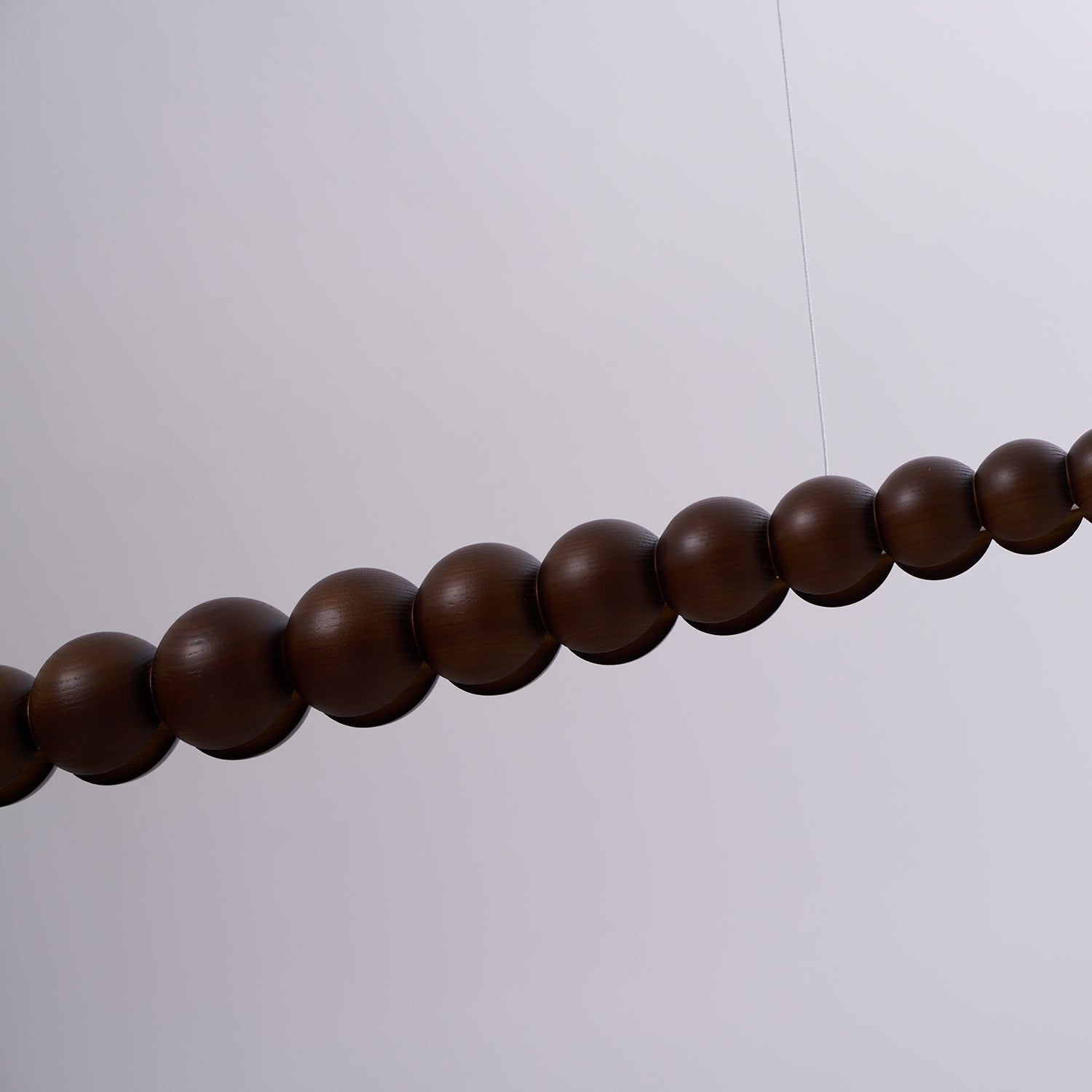 Favon Kronleuchter mit Holzperlen
