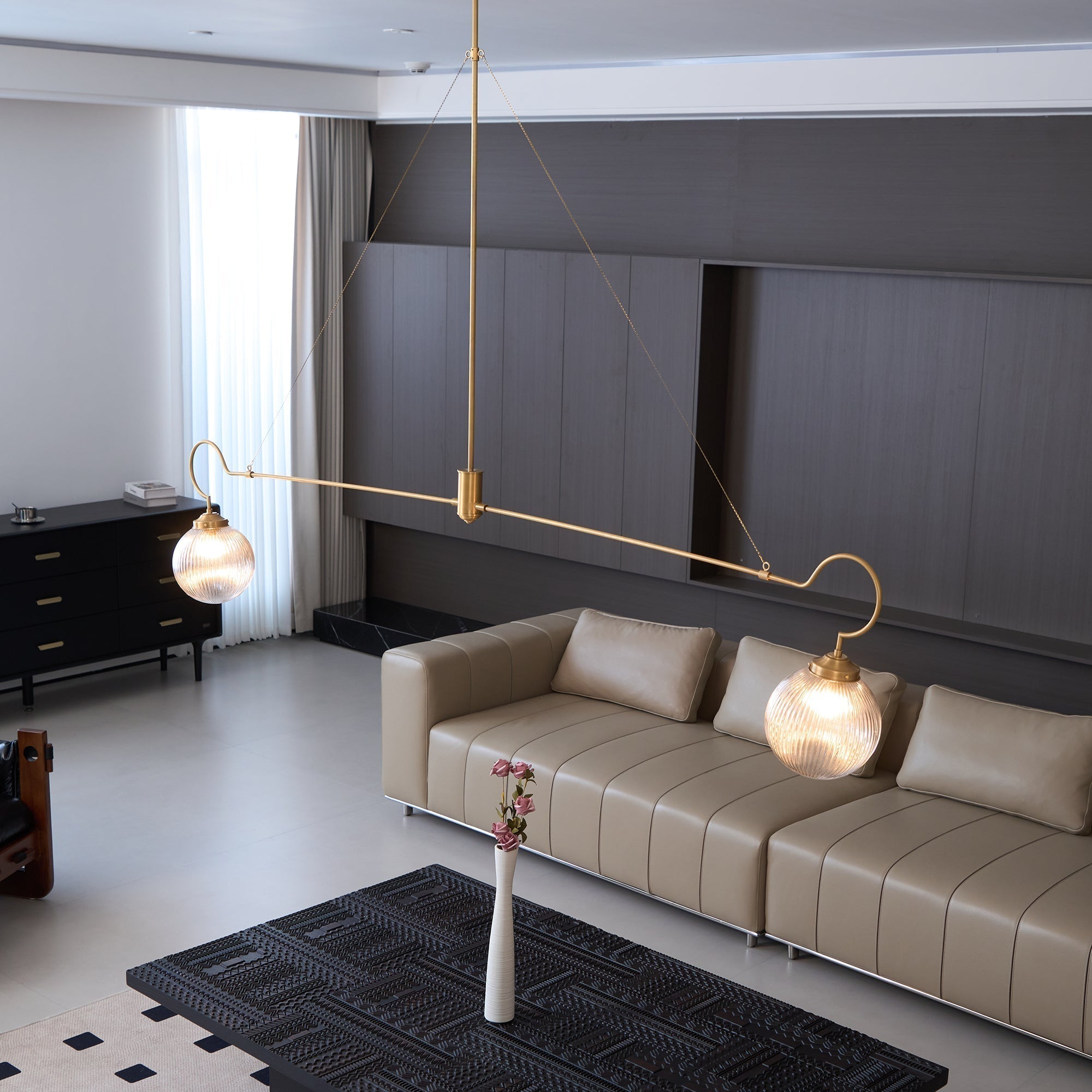 Vavenia Kronleuchter aus Messing und Glas-Letslighting