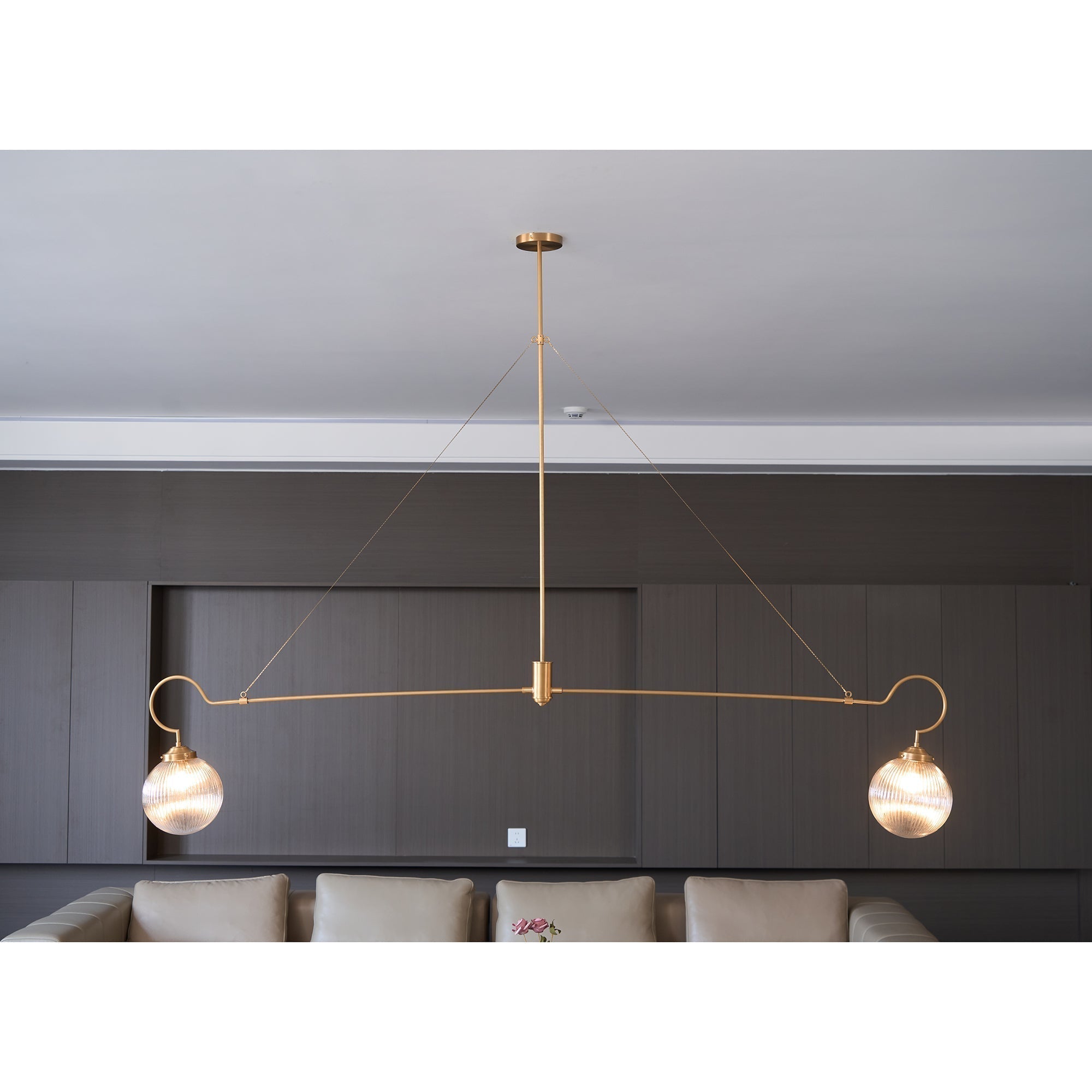 Vavenia Kronleuchter aus Messing und Glas-Letslighting