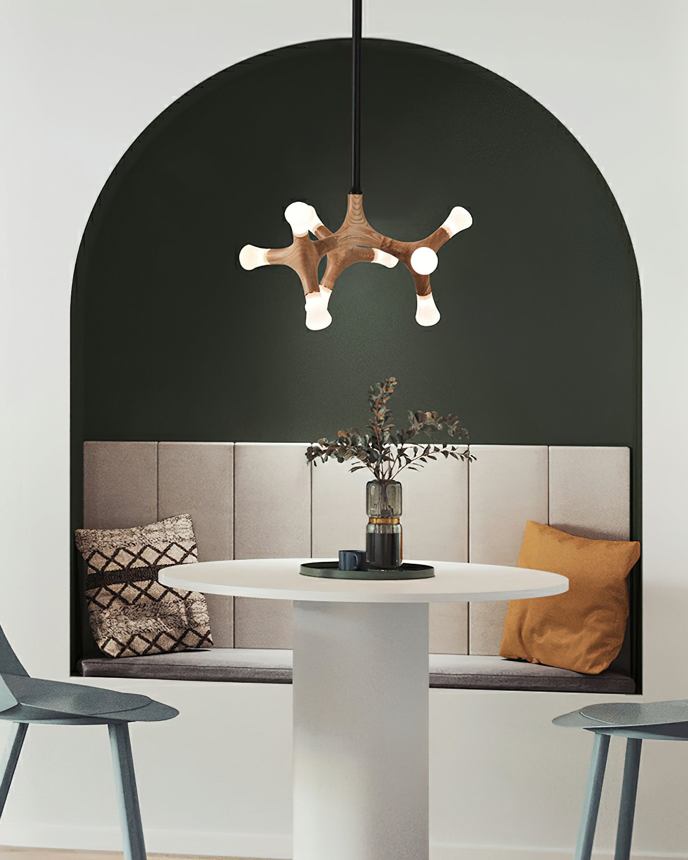 Mynorila Holz-Pendelleuchte im Ast-Design-Letslighting