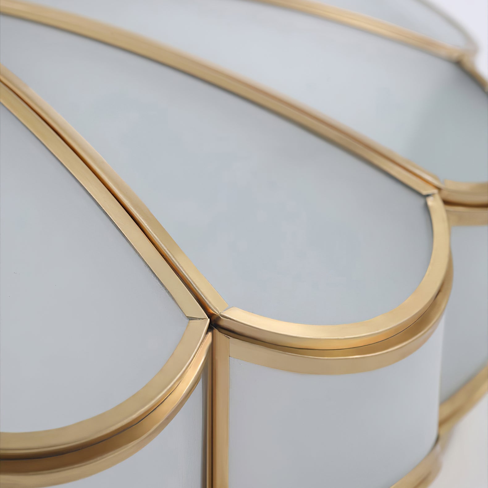 Viraean Deckenleuchte aus Messing und Glas in Blumenform-Letslighting