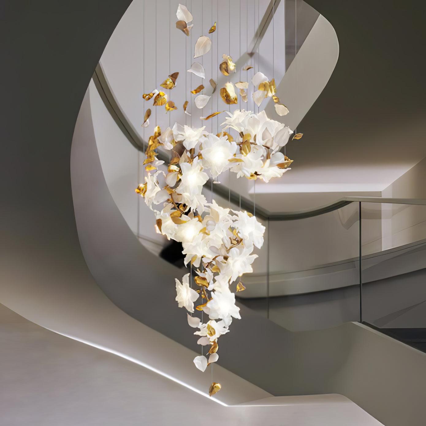 Araeos Fliegend Blüten Flatternd Messing Kronleuchter-Letslighting