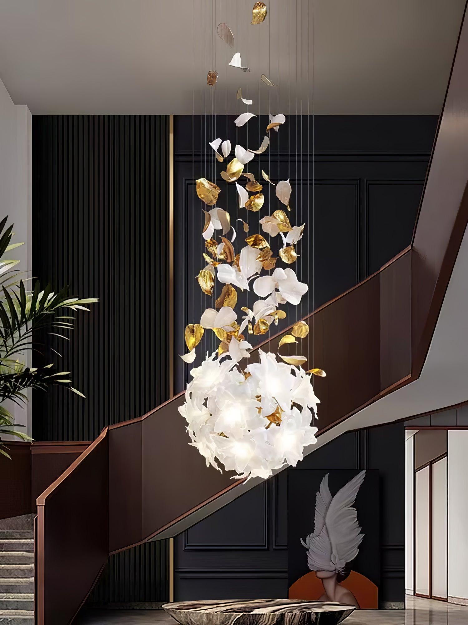 Araeos Fliegend Blüten Flatternd Messing Kronleuchter-Letslighting