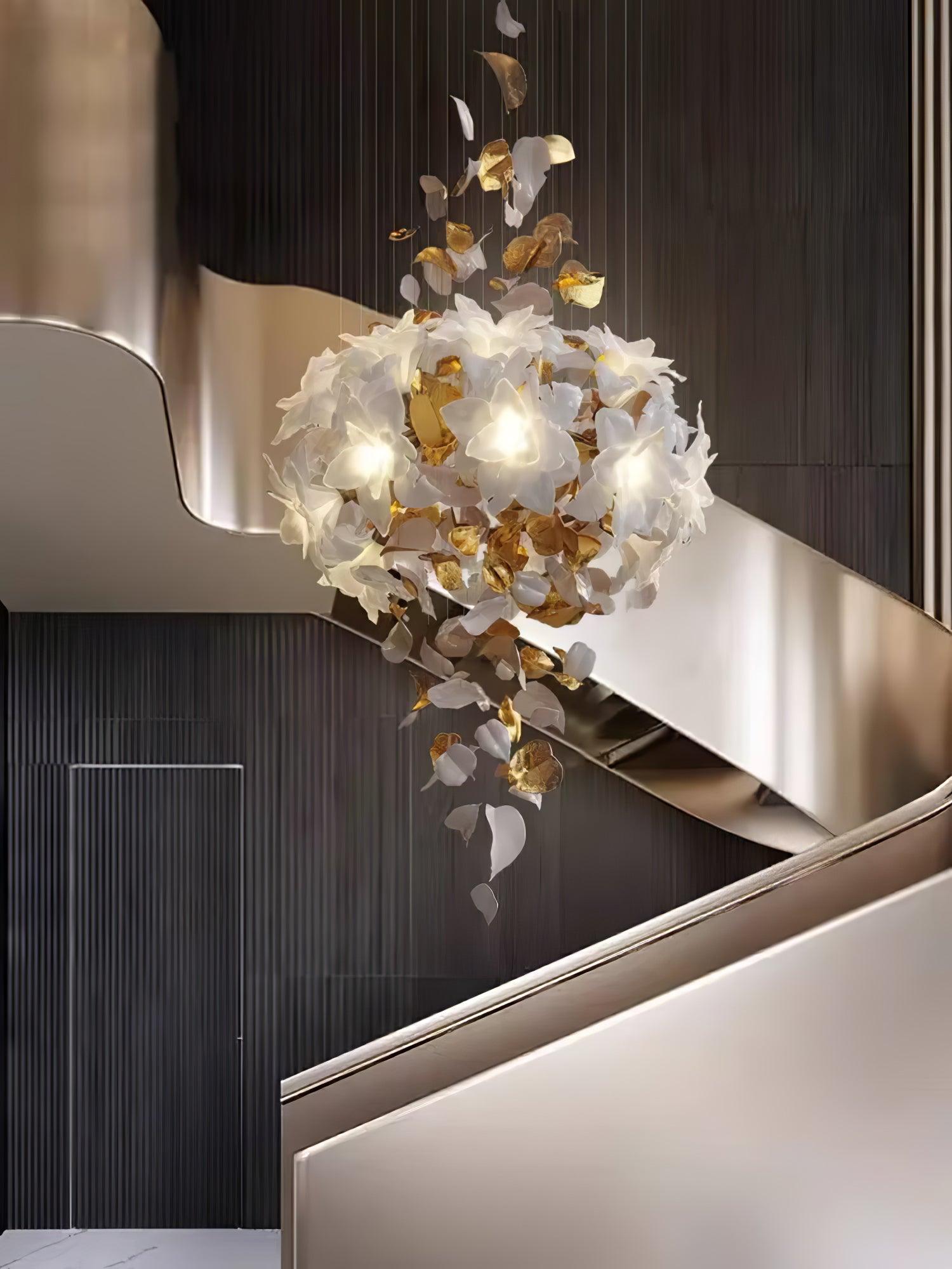 Araeos Fliegend Blüten Flatternd Messing Kronleuchter-Letslighting