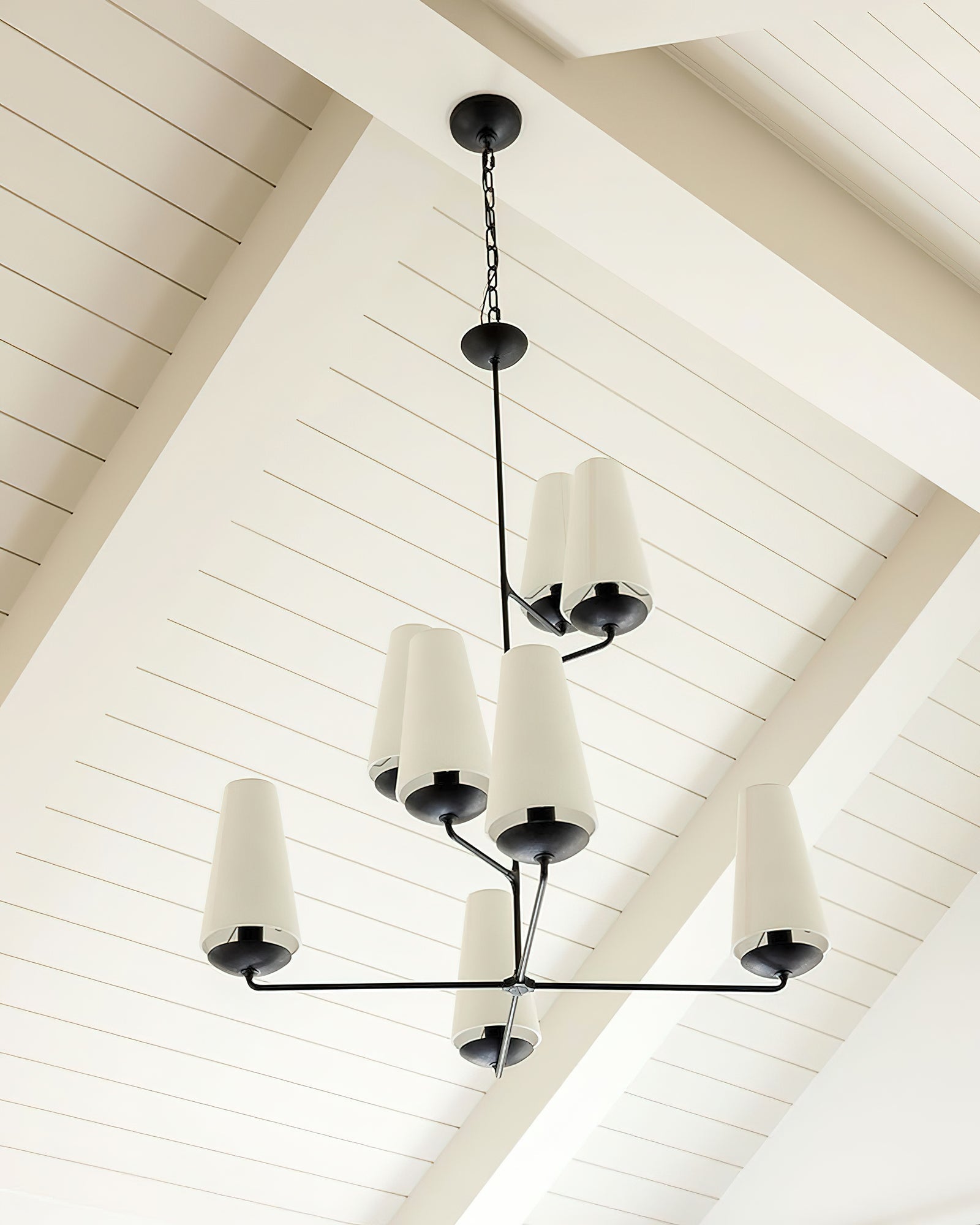 Fontaine Vertical Chandelier - Blowlighting