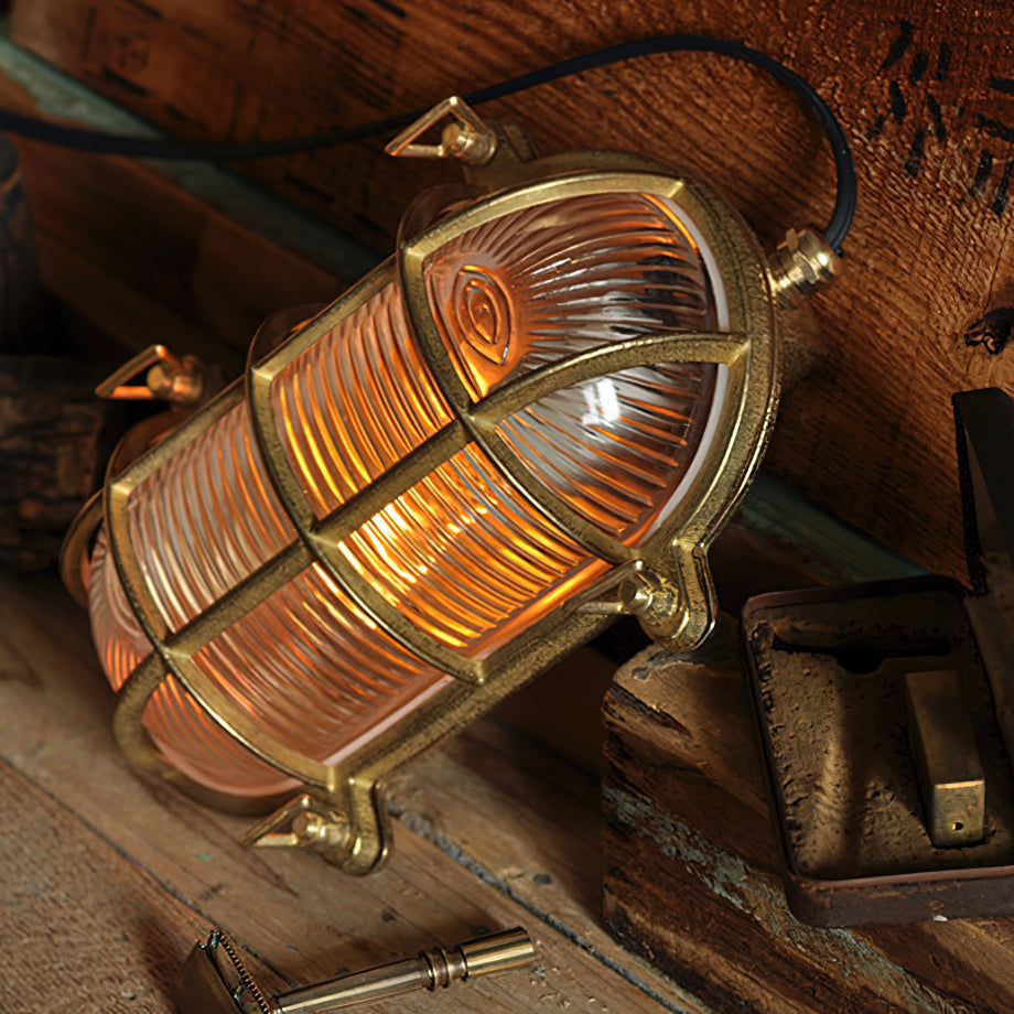 Erthearis Messing Vintage Bunker Wandleuchte-Letslighting