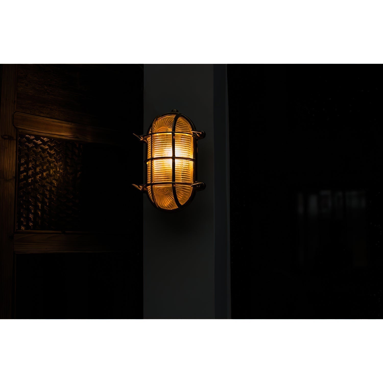 Erthearis Messing Vintage Bunker Wandleuchte-Letslighting
