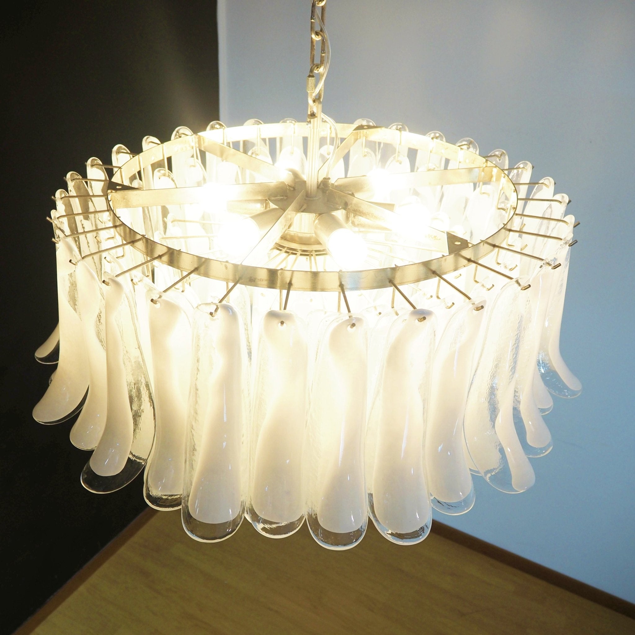 Aurora Chandelier White Murano Glass Petal Elegant - Blowlighting