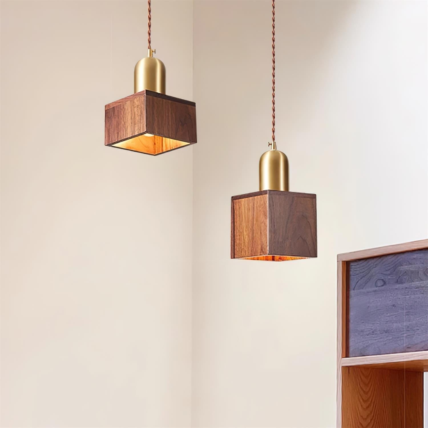 Tatum Minimalistische Pendelleuchte aus Holz und Messing-Letslighting