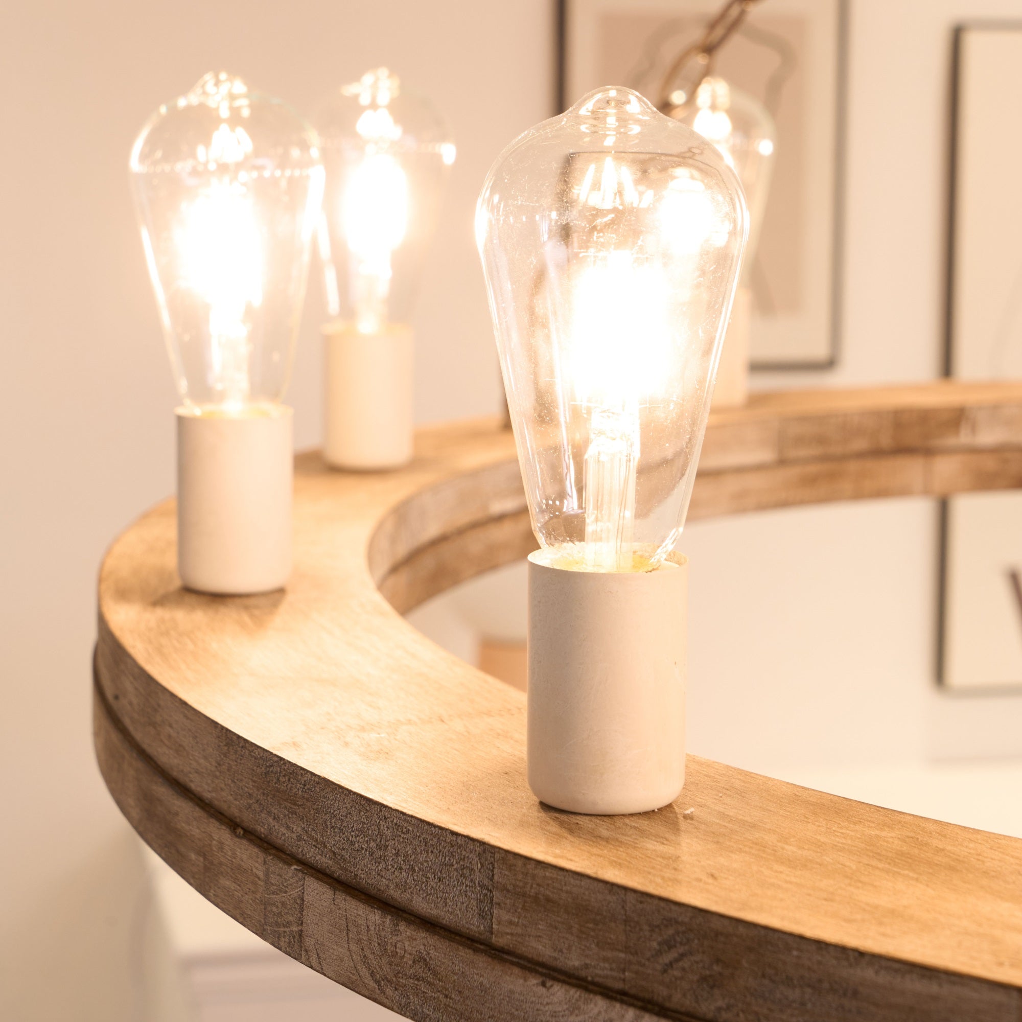 Armirila Vintage Industrieller Holz-Kronleuchter-Letslighting