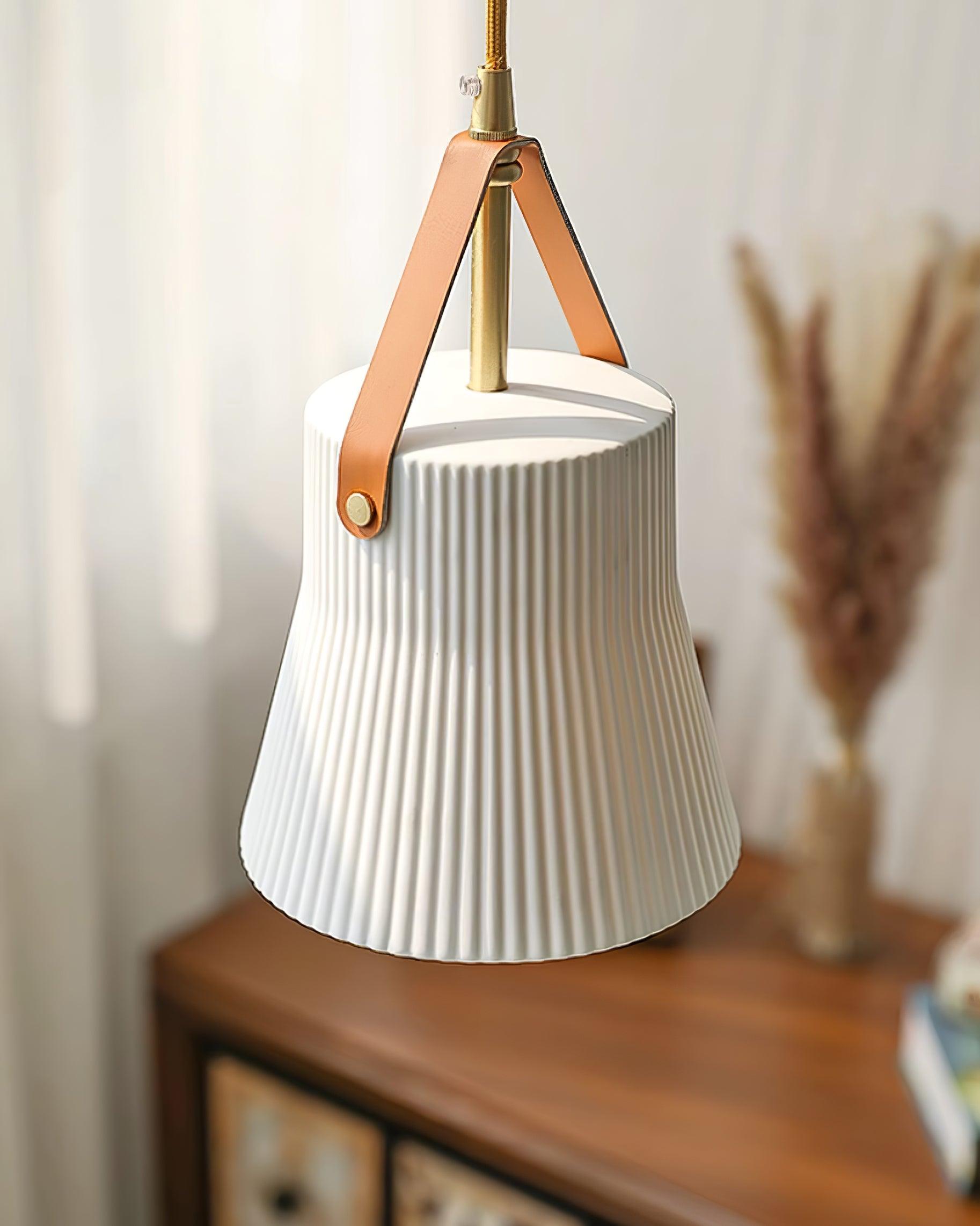 Pendelleuchte Keramik Gerippter Lederriemen Modern-Letslighting