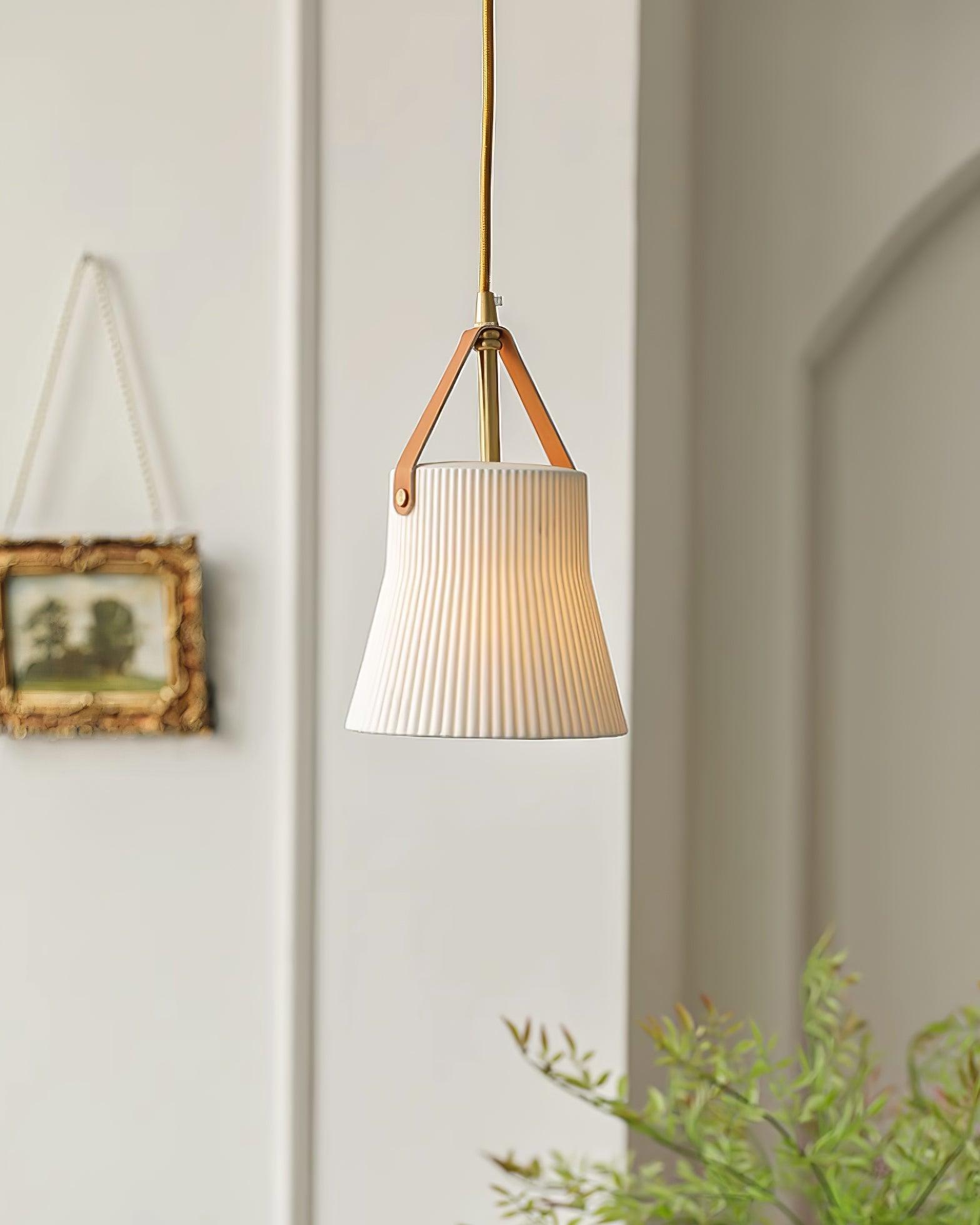 Pendelleuchte Keramik Gerippter Lederriemen Modern-Letslighting