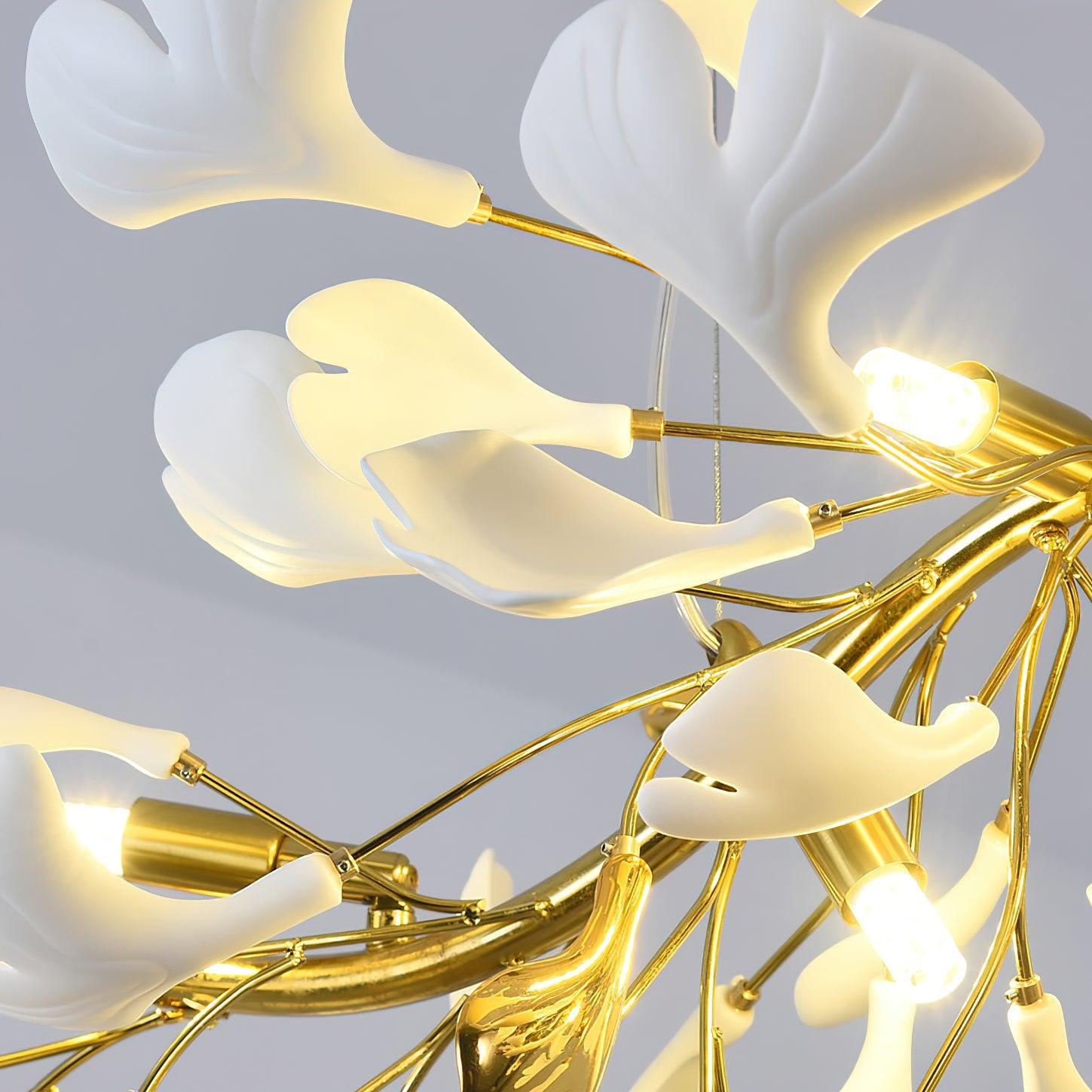 Olivia Linearer Kronleuchter aus Keramik mit Gingko-Muster-Letslighting