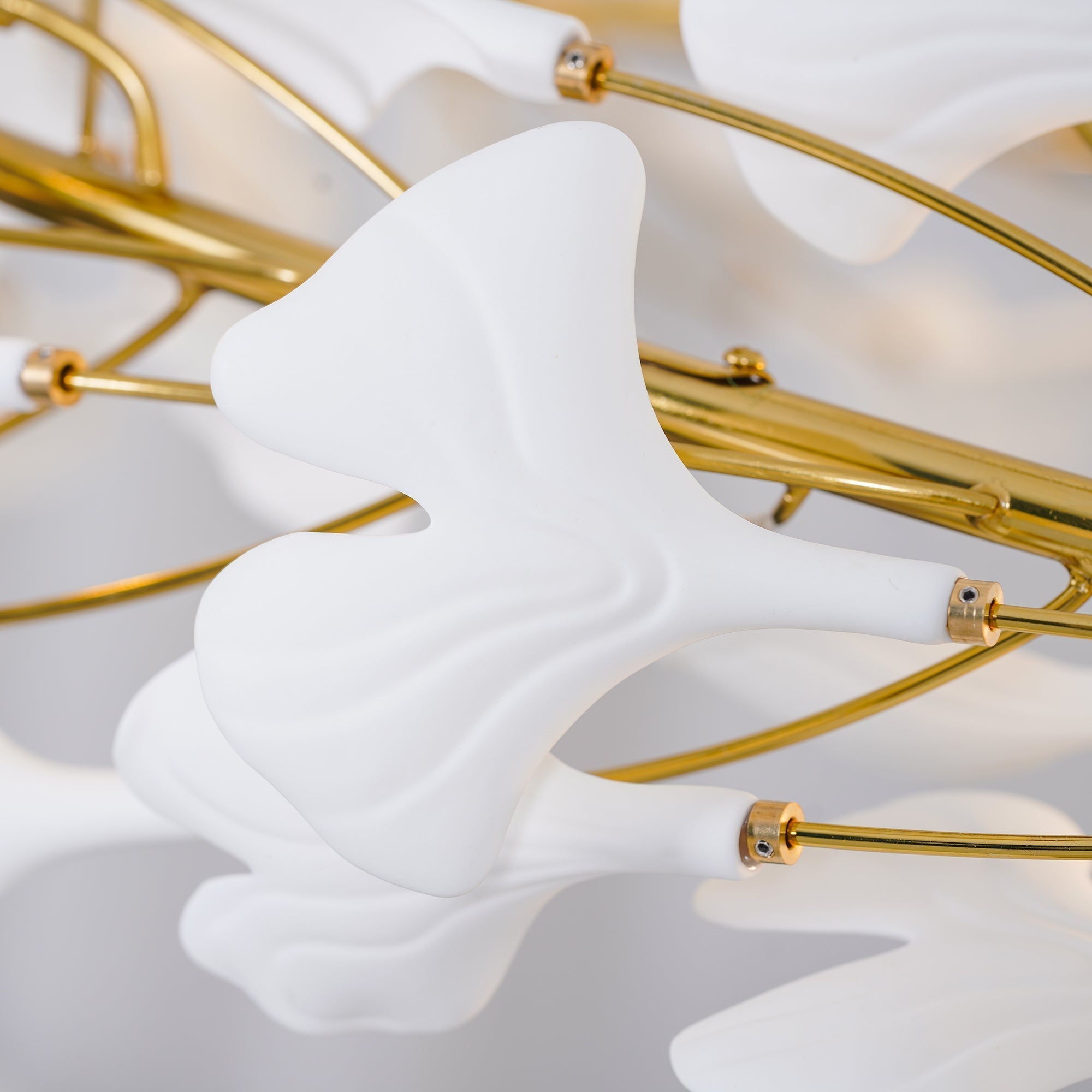Lustra Lampe Pendante Gingko Porcelaine Feuilles Or-Letslighting