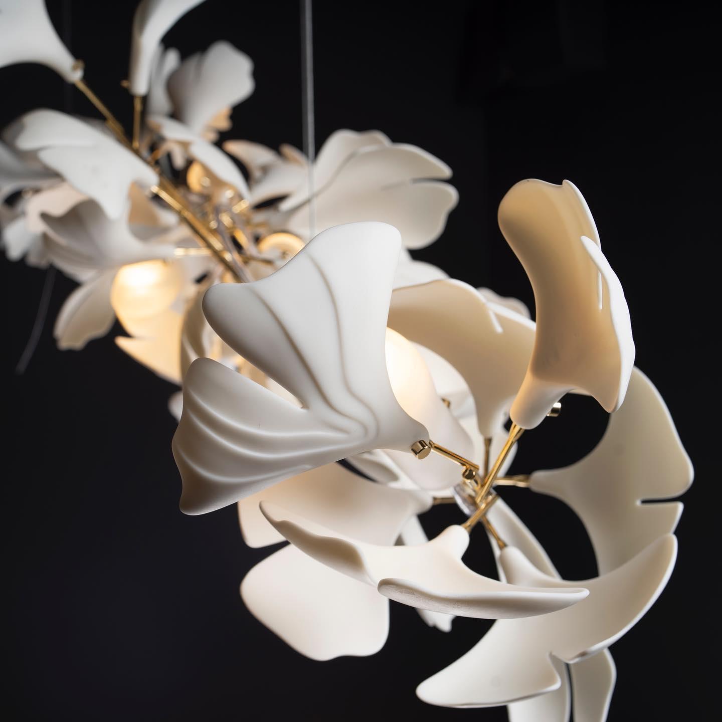 Gingko Chandelier A - Blowlighting